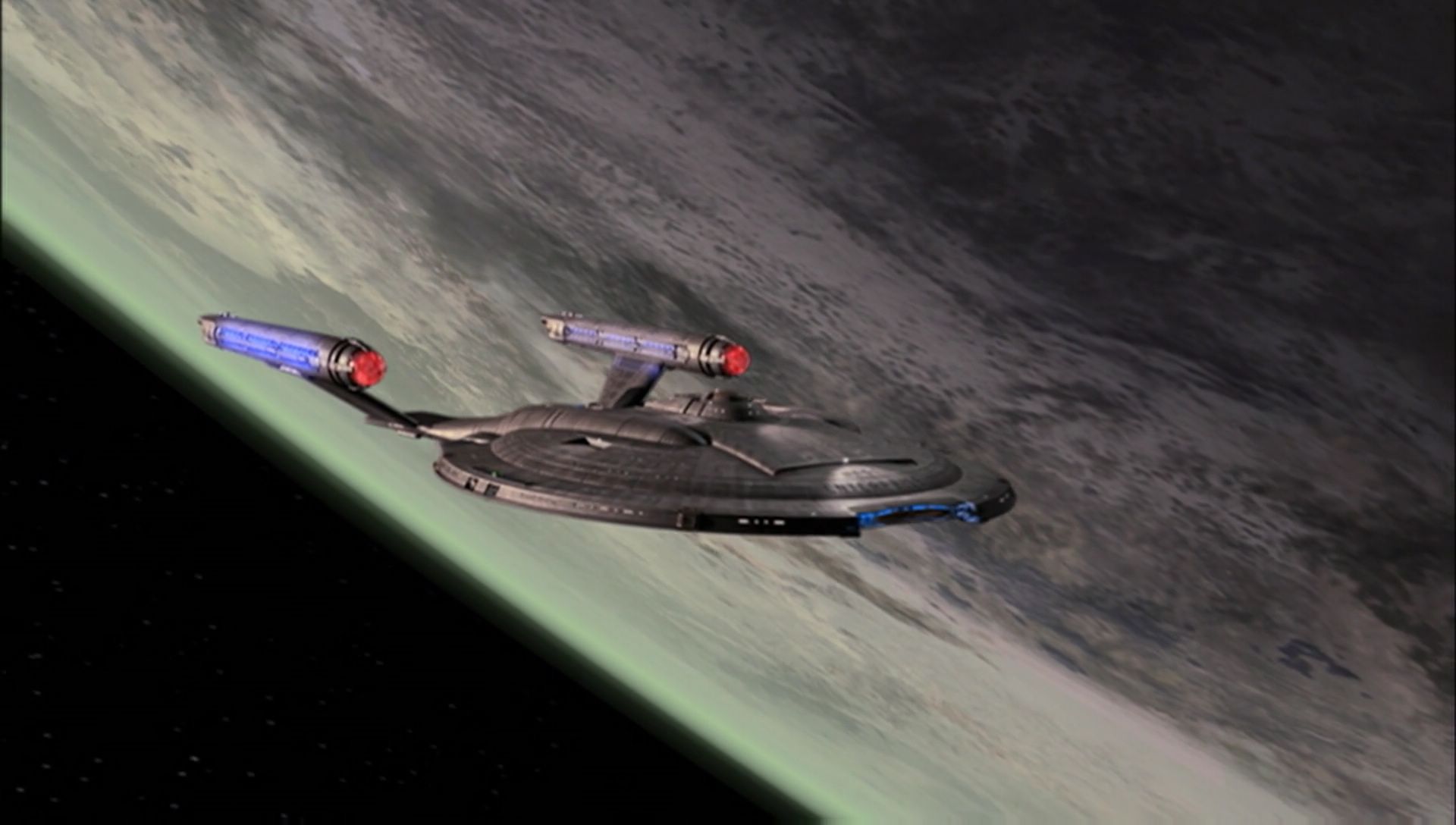 ariane179254_Enterprise_1x01-1x02_BrokenBow_5921.jpg