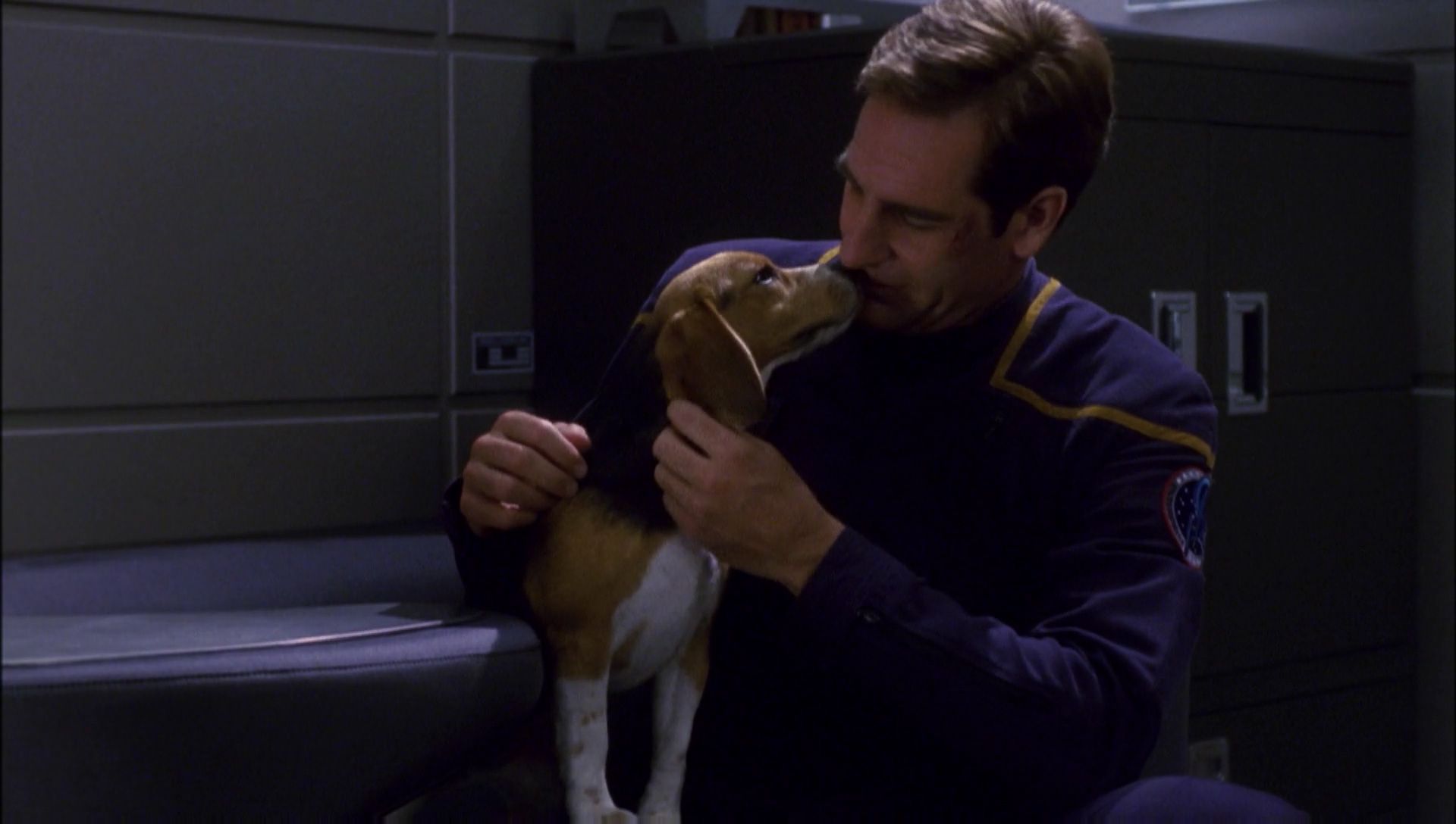 ariane179254_Enterprise_1x01-1x02_BrokenBow_5926.jpg
