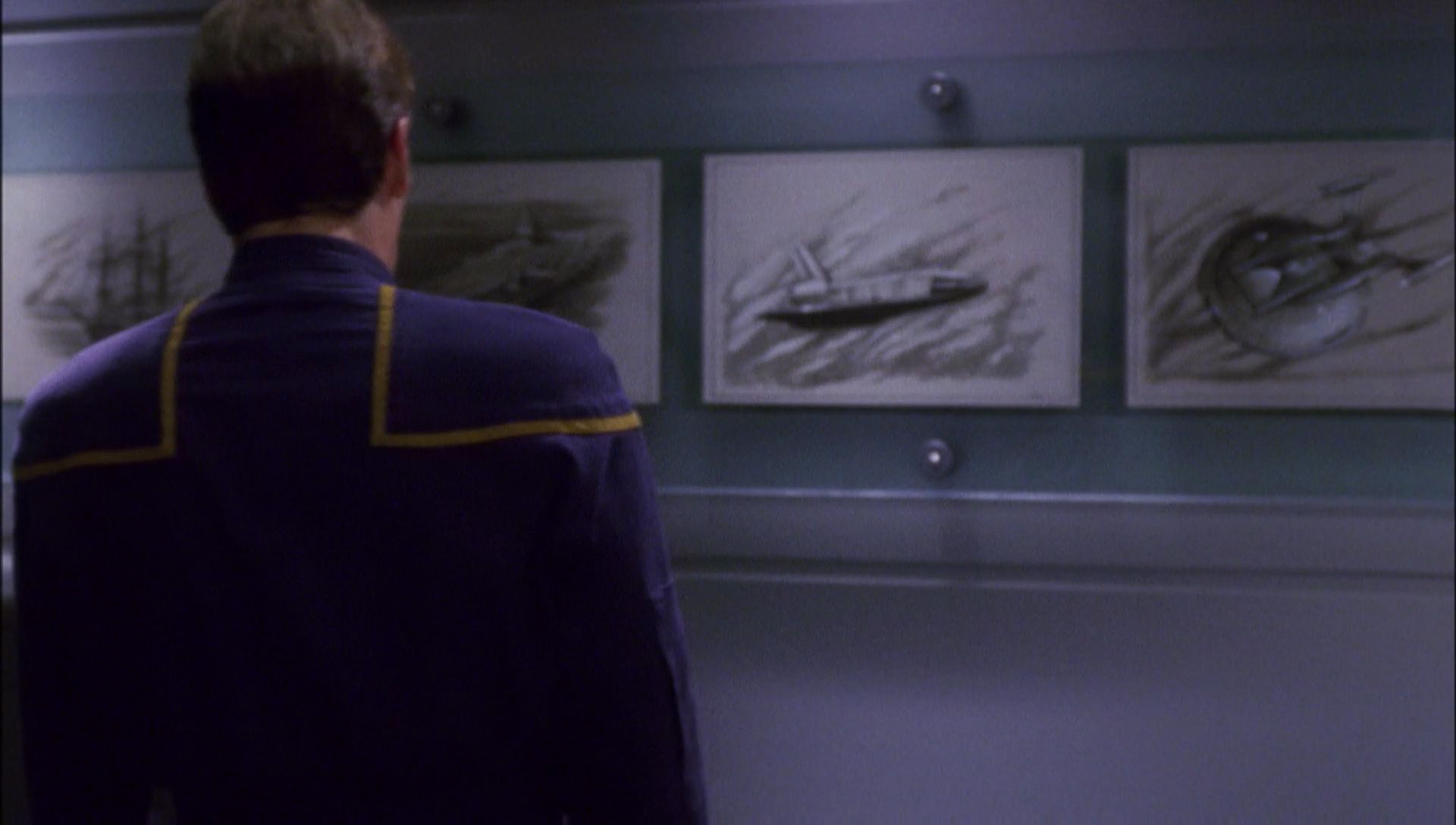 ariane179254_Enterprise_1x01-1x02_BrokenBow_6011.jpg