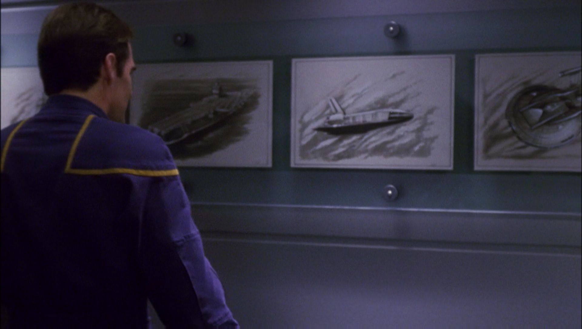 ariane179254_Enterprise_1x01-1x02_BrokenBow_6014.jpg
