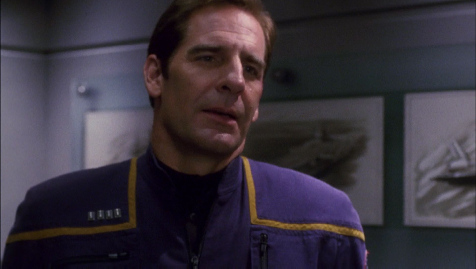 ariane179254_Enterprise_1x01-1x02_BrokenBow_6024.jpg