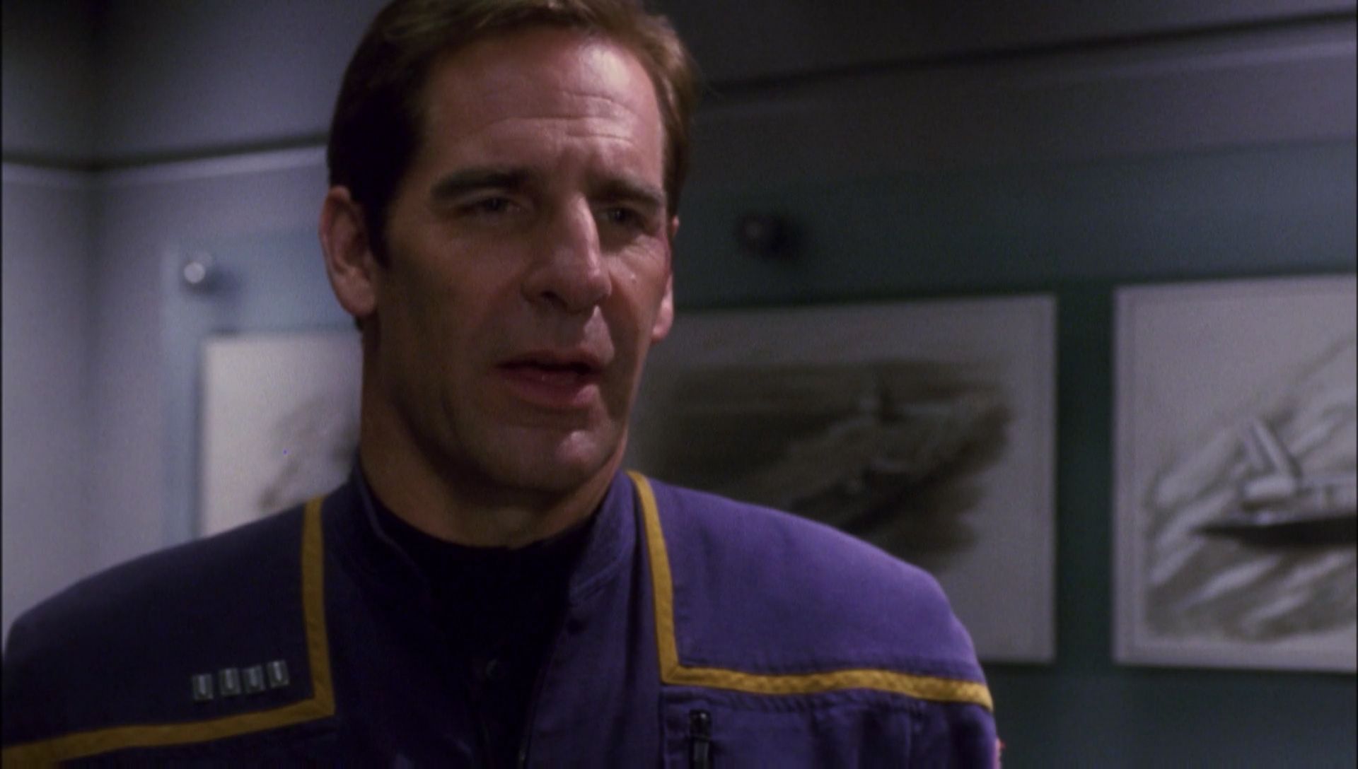 ariane179254_Enterprise_1x01-1x02_BrokenBow_6042.jpg