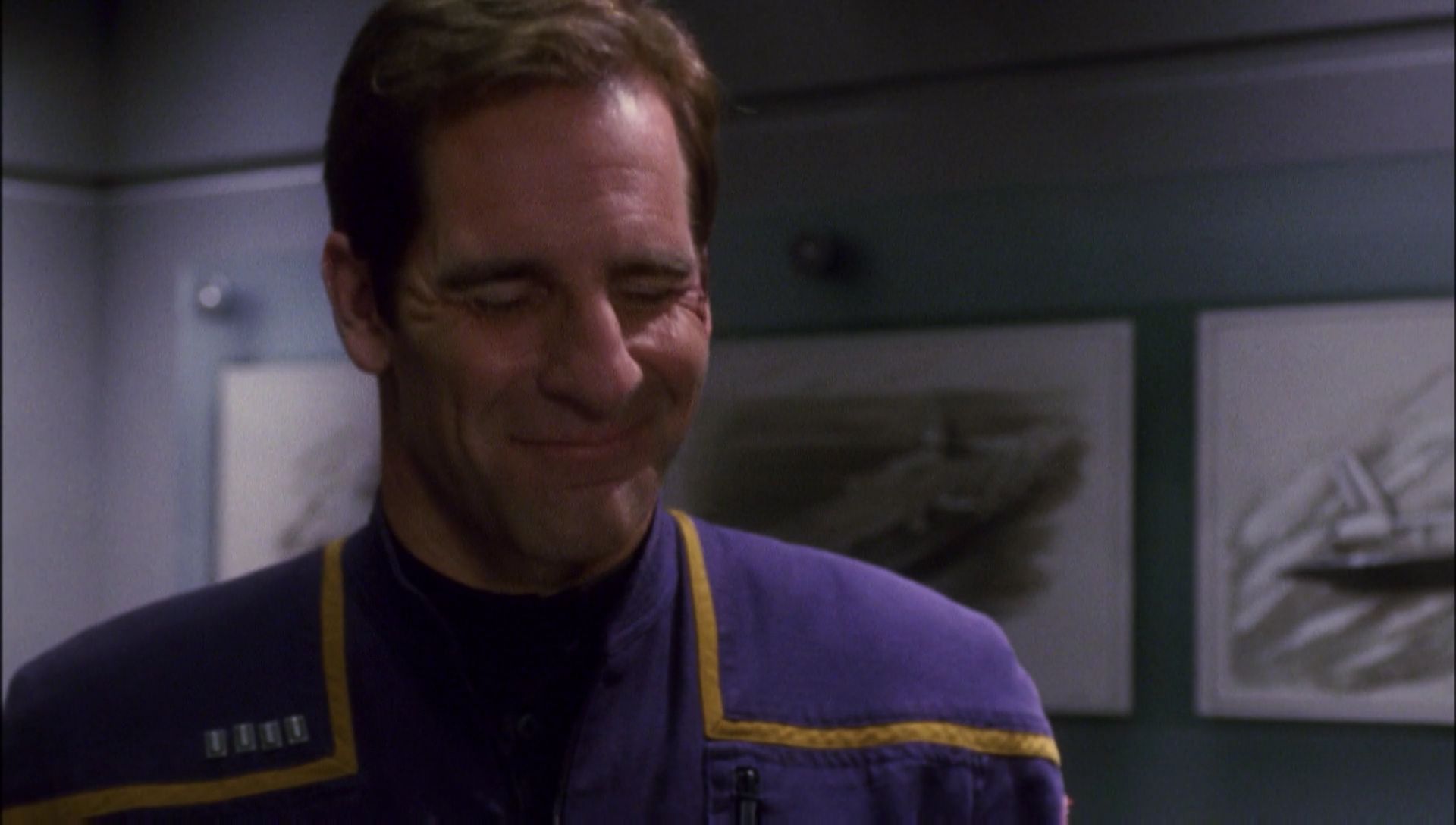 ariane179254_Enterprise_1x01-1x02_BrokenBow_6047.jpg