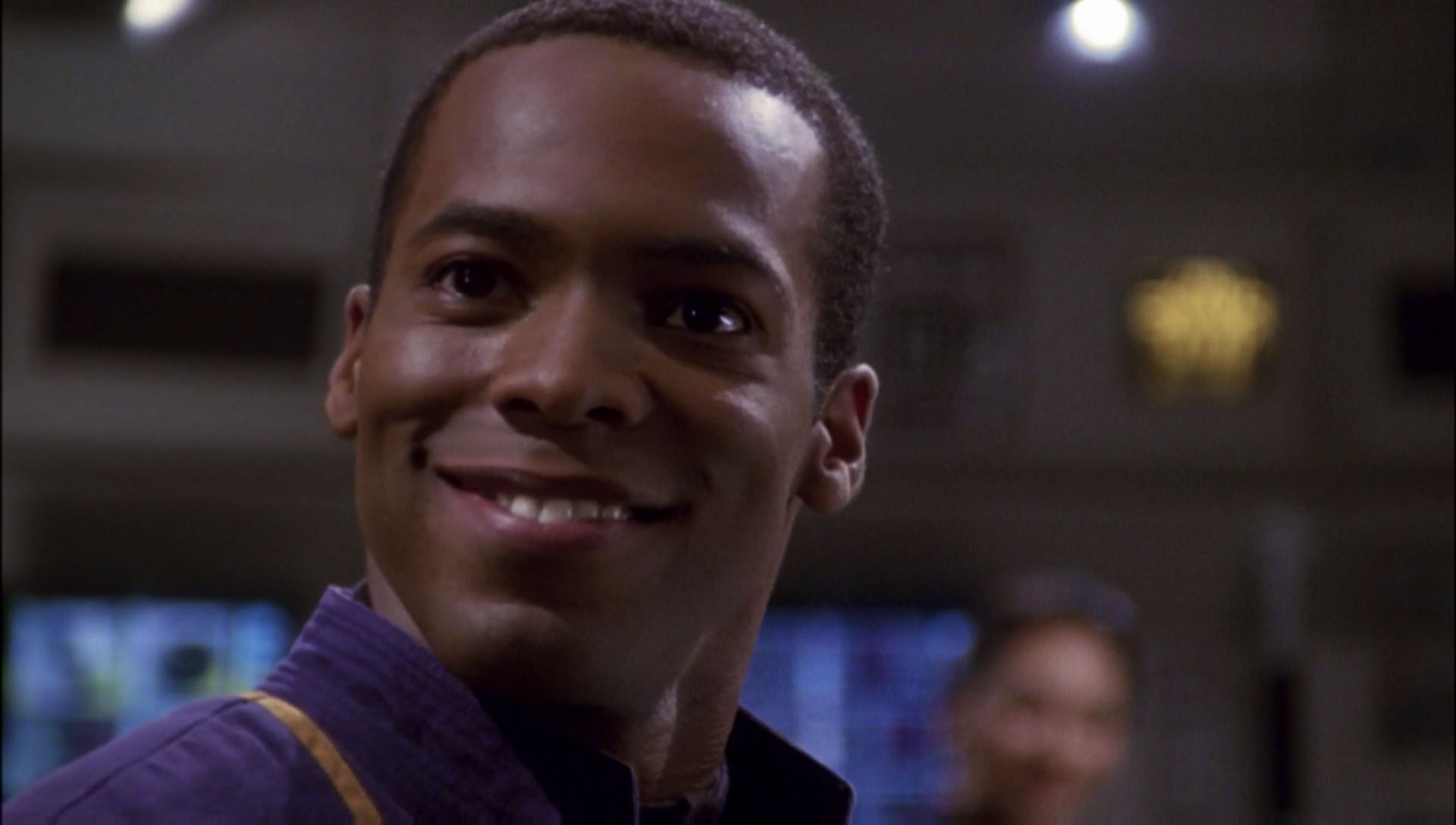 ariane179254_Enterprise_1x01-1x02_BrokenBow_6111.jpg