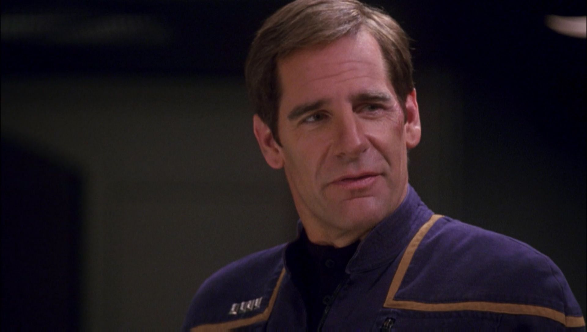 ariane179254_Enterprise_1x01-1x02_BrokenBow_6127.jpg