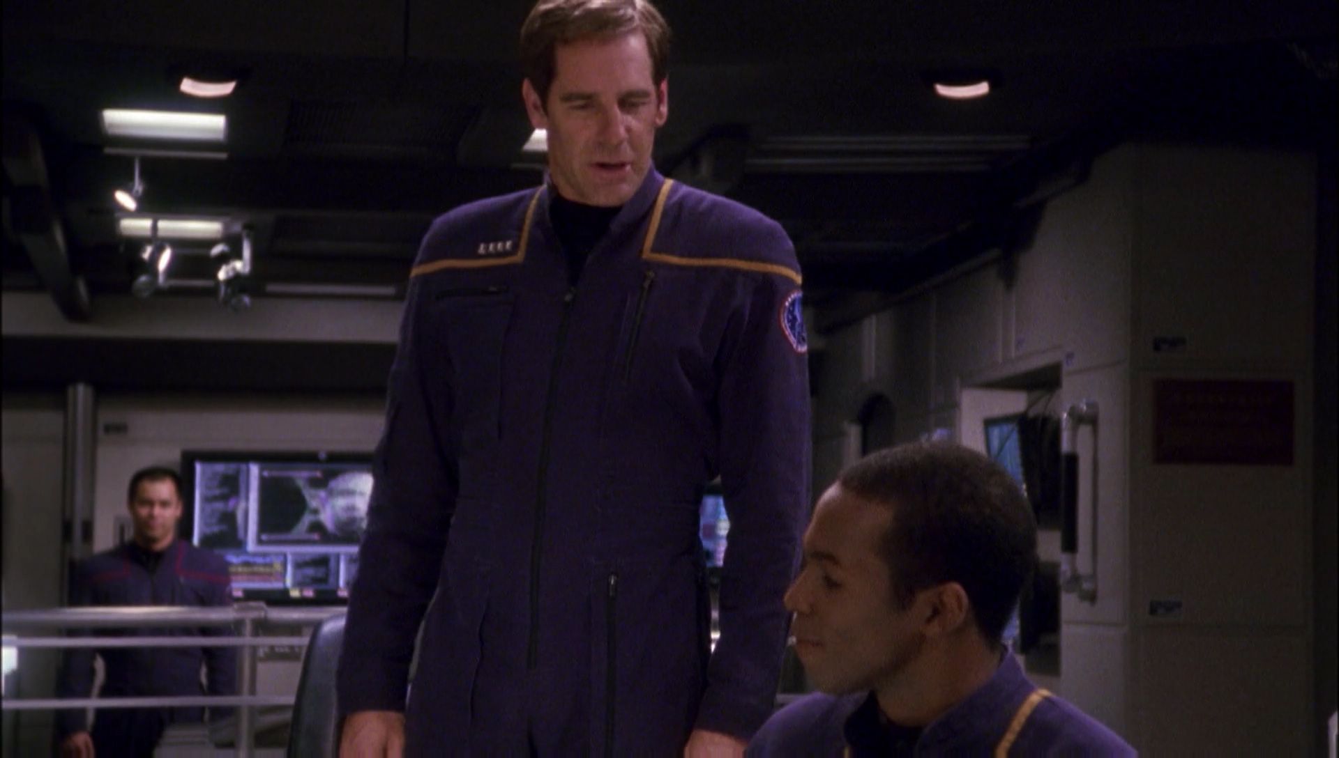 ariane179254_Enterprise_1x01-1x02_BrokenBow_6129.jpg