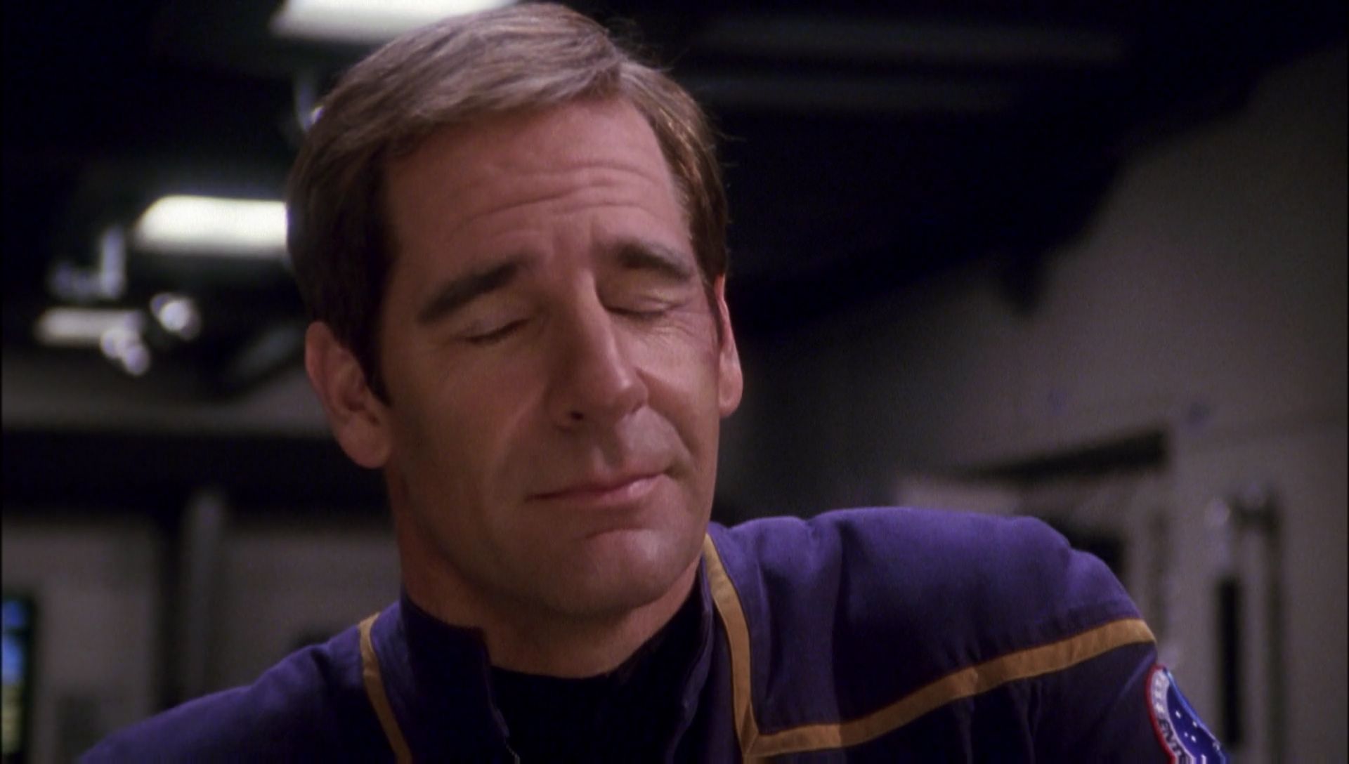 ariane179254_Enterprise_1x01-1x02_BrokenBow_6147.jpg