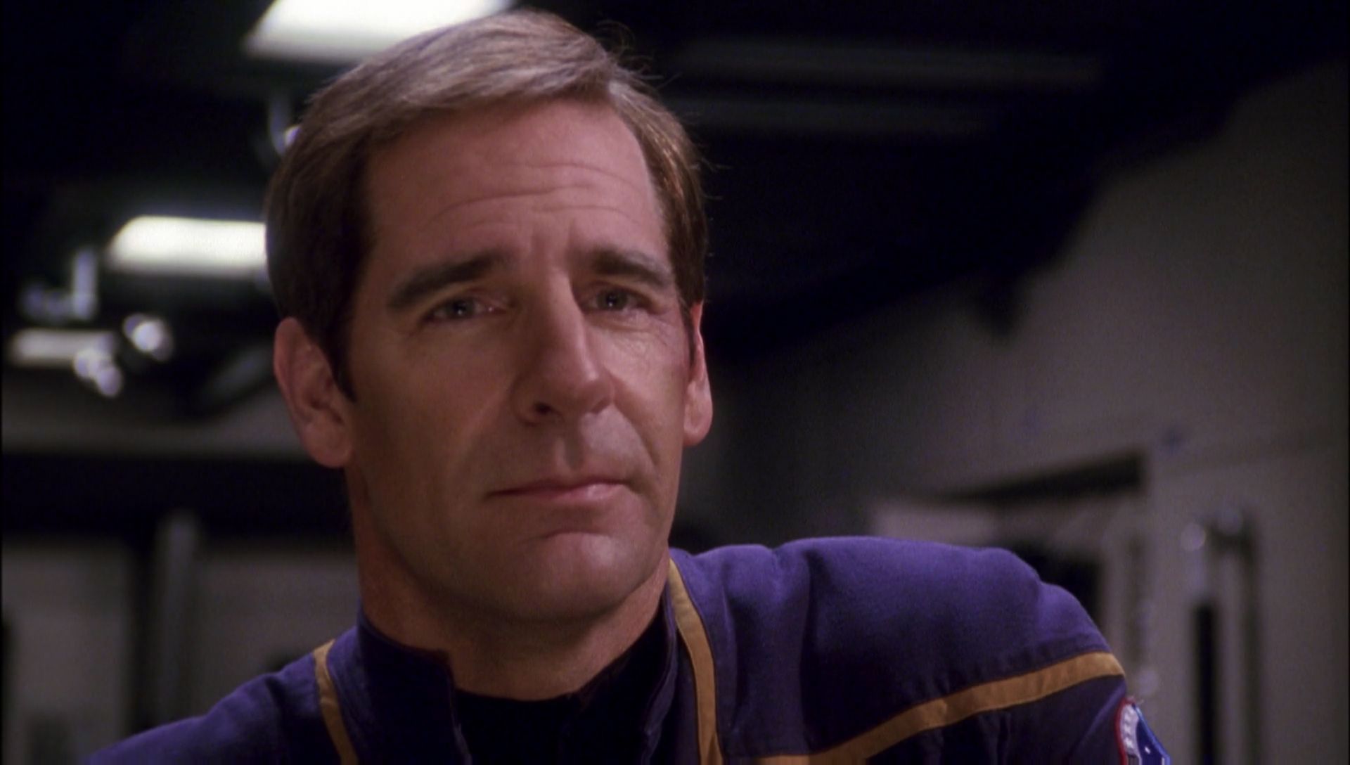 ariane179254_Enterprise_1x01-1x02_BrokenBow_6151.jpg