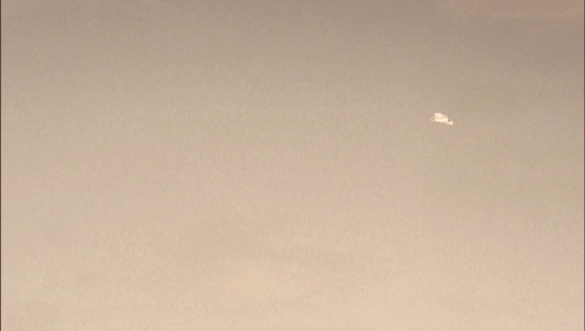 ariane179254_Enterprise_1x01-1x02_BrokenBow_6154.jpg