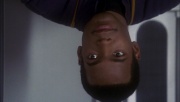 ariane179254_Enterprise_1x01-1x02_BrokenBow_1709.jpg
