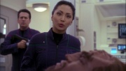 ariane179254_Enterprise_1x01-1x02_BrokenBow_2052.jpg