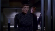 ariane179254_Enterprise_1x01-1x02_BrokenBow_2478.jpg