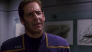 ariane179254_Enterprise_1x01-1x02_BrokenBow_6055.jpg
