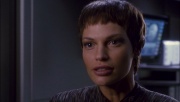 ariane179254_Enterprise_1x01-1x02_BrokenBow_6073.jpg