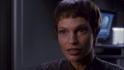 ariane179254_Enterprise_1x01-1x02_BrokenBow_6077.jpg