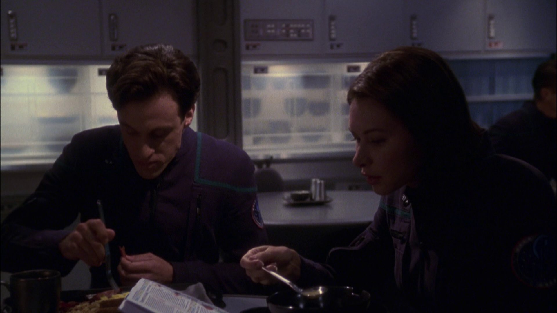 extant_StarTrek_ENT_1x04-StrangeNewWorld_0022.jpg