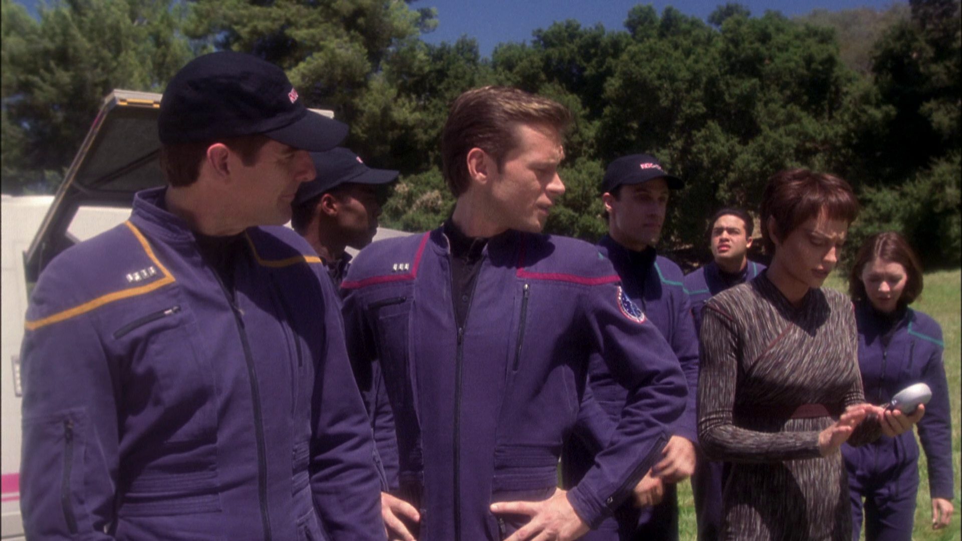 extant_StarTrek_ENT_1x04-StrangeNewWorld_0492.jpg