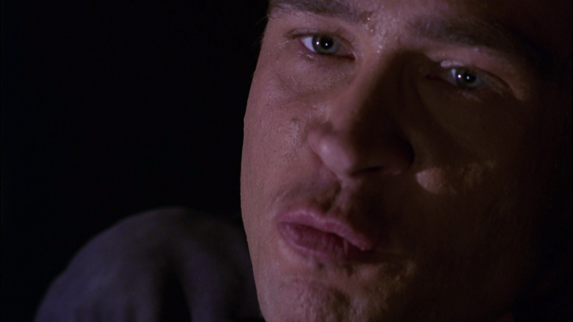 extant_StarTrek_ENT_1x04-StrangeNewWorld_3003.jpg