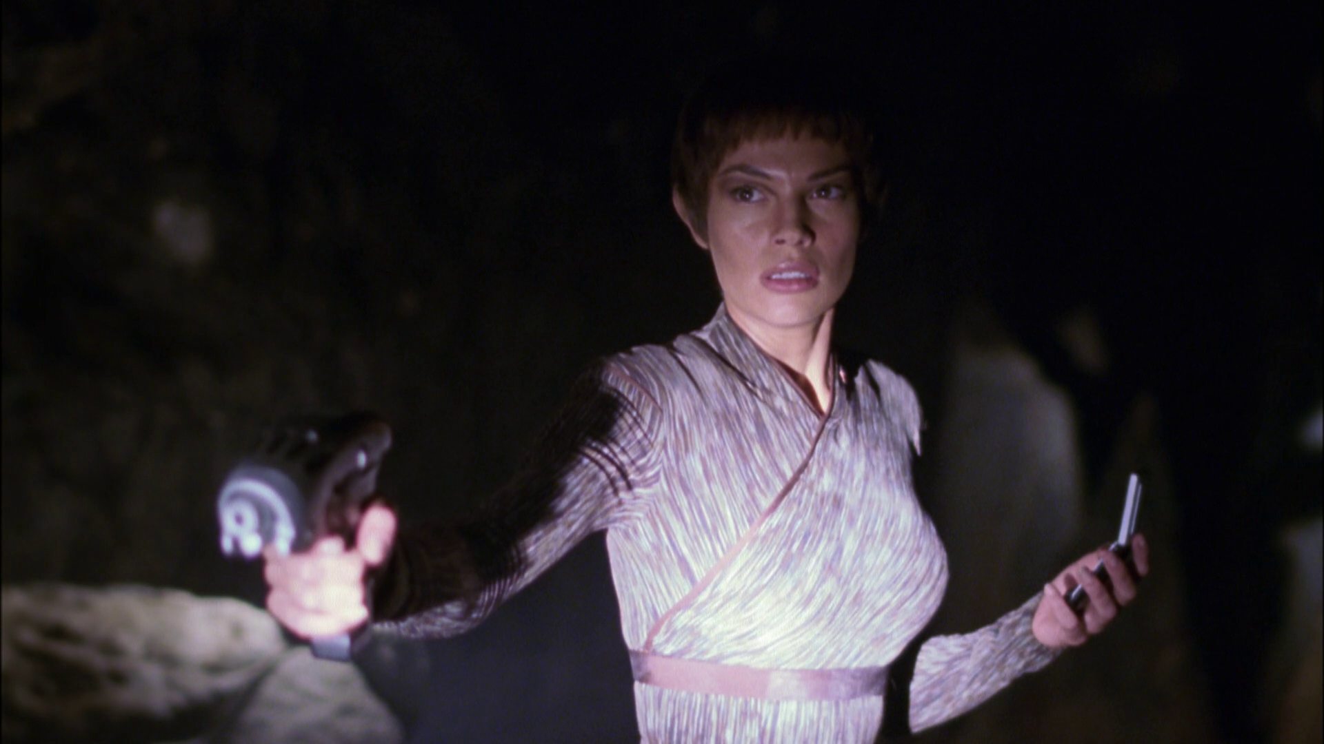 extant_StarTrek_ENT_1x04-StrangeNewWorld_3340.jpg