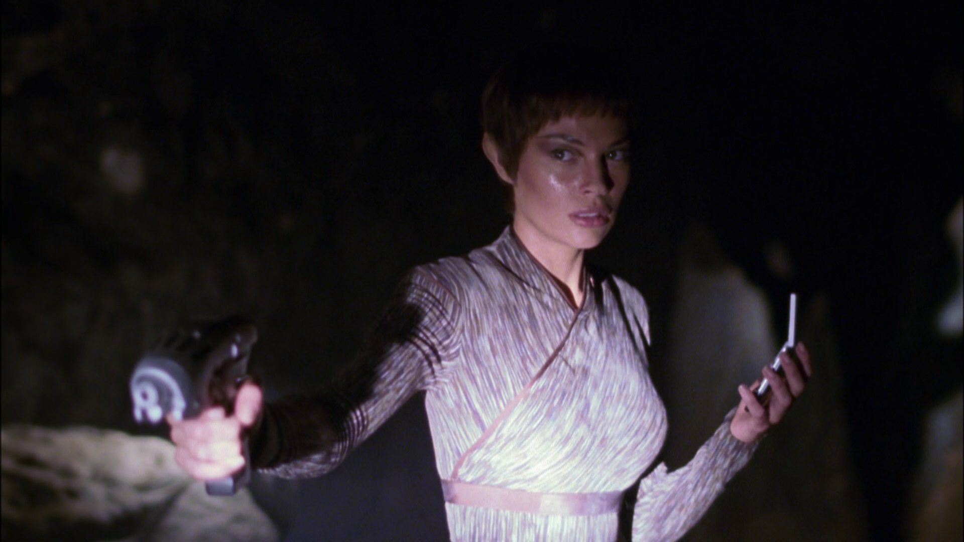 extant_StarTrek_ENT_1x04-StrangeNewWorld_3344.jpg