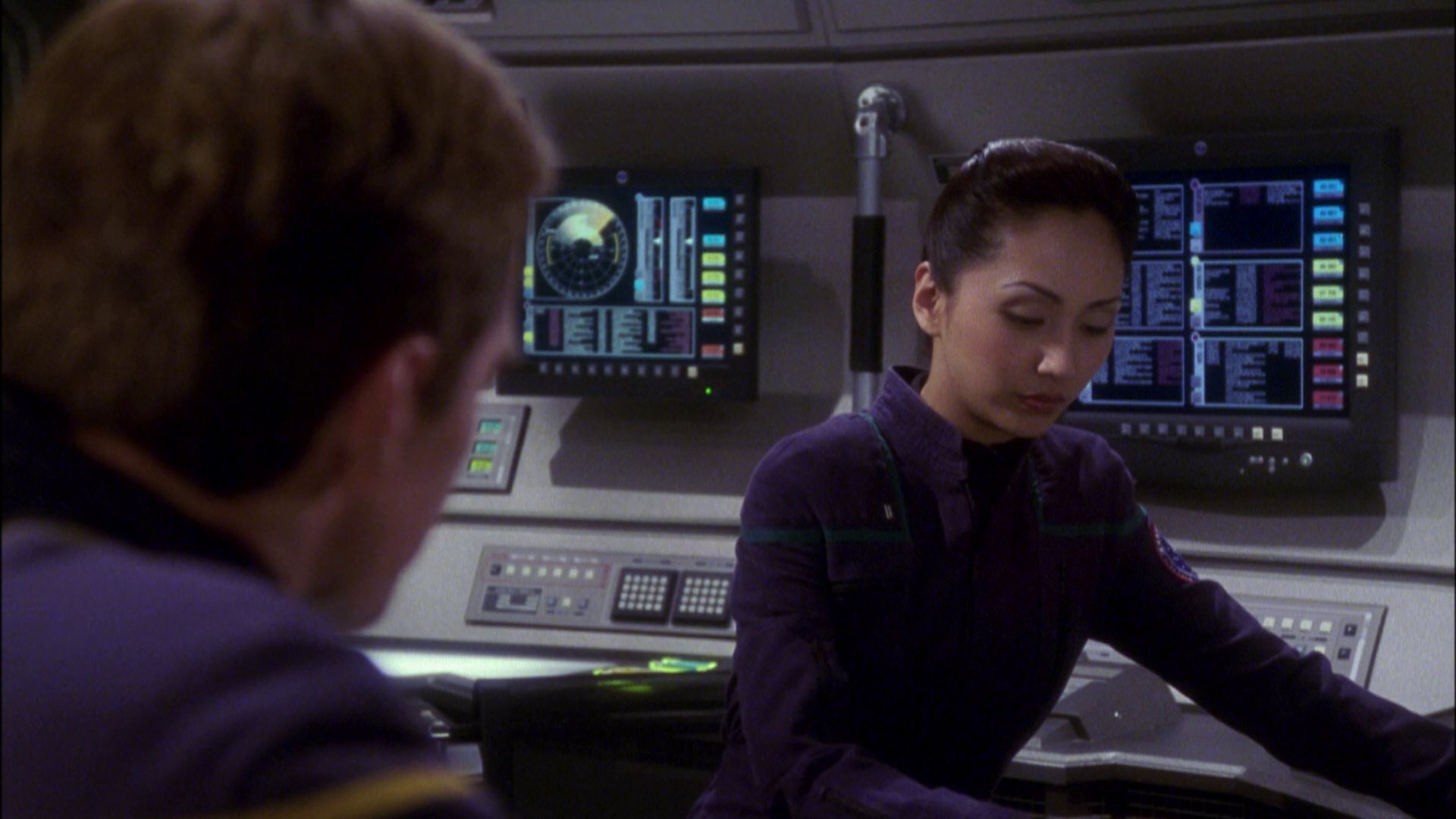 extant_StarTrek_ENT_1x04-StrangeNewWorld_3359.jpg