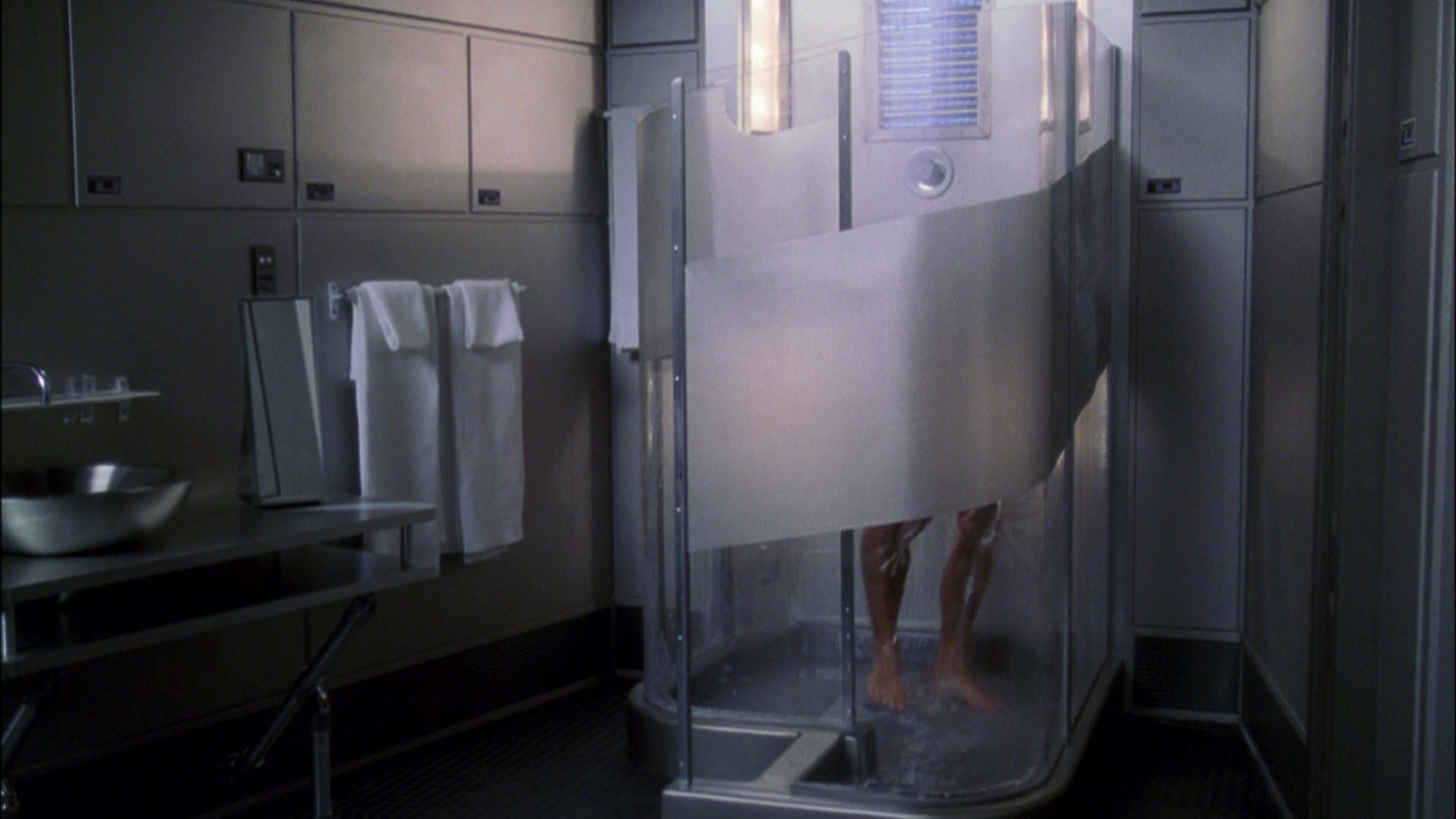 extant_StarTrek_ENT_1x05-Unexpected_0009.jpg
