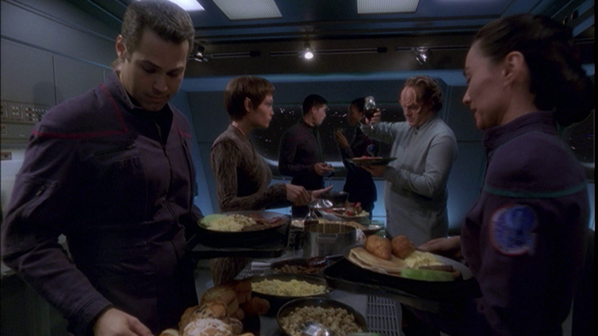 extant_StarTrek_ENT_1x05-Unexpected_0203.jpg