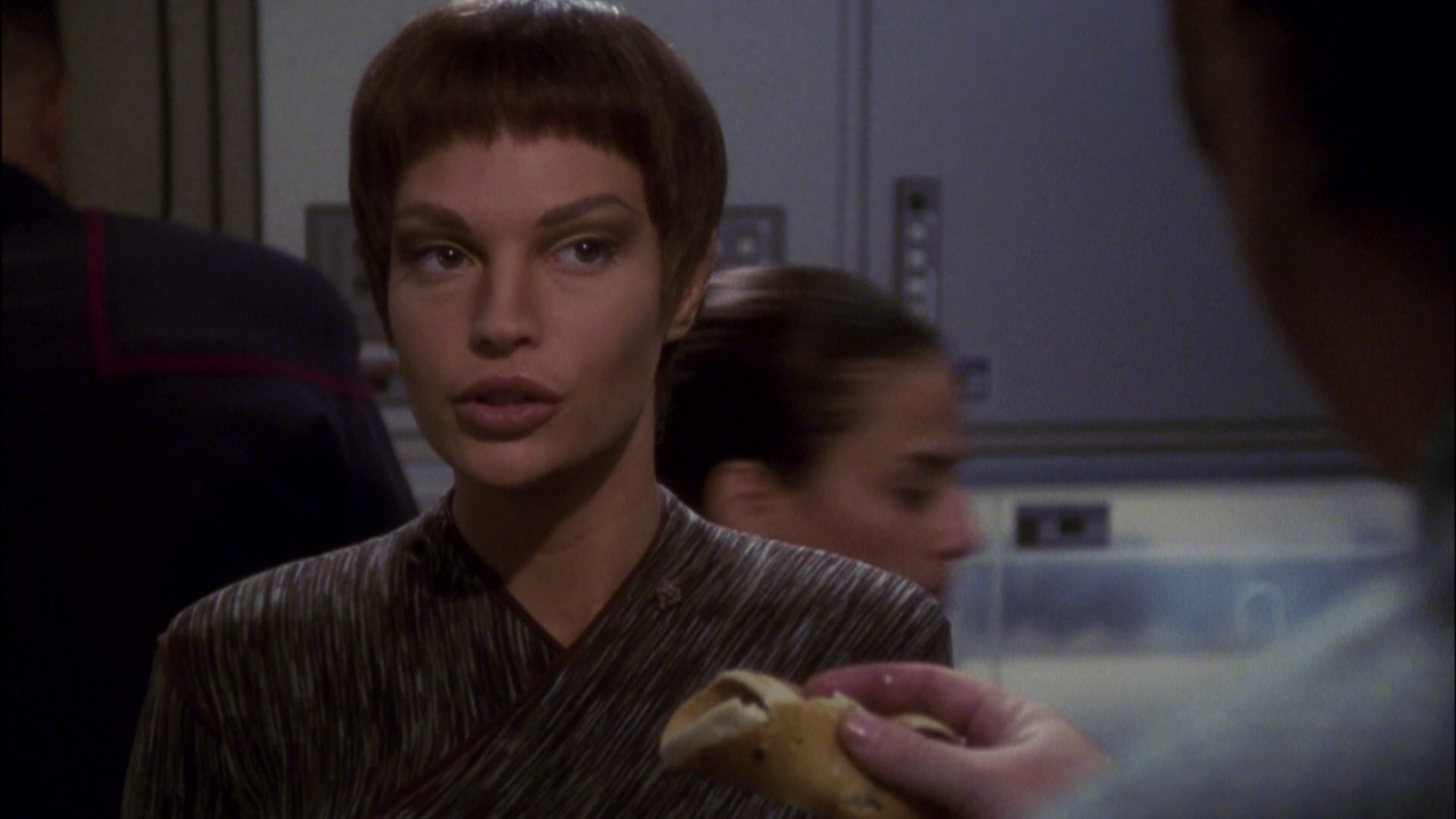 extant_StarTrek_ENT_1x05-Unexpected_0217.jpg
