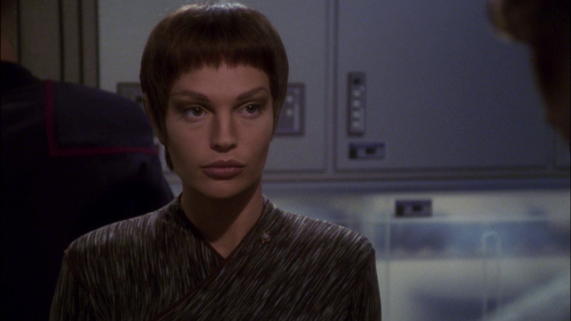 extant_StarTrek_ENT_1x05-Unexpected_0222.jpg