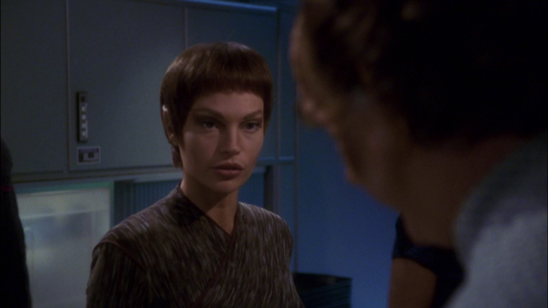 extant_StarTrek_ENT_1x05-Unexpected_0231.jpg