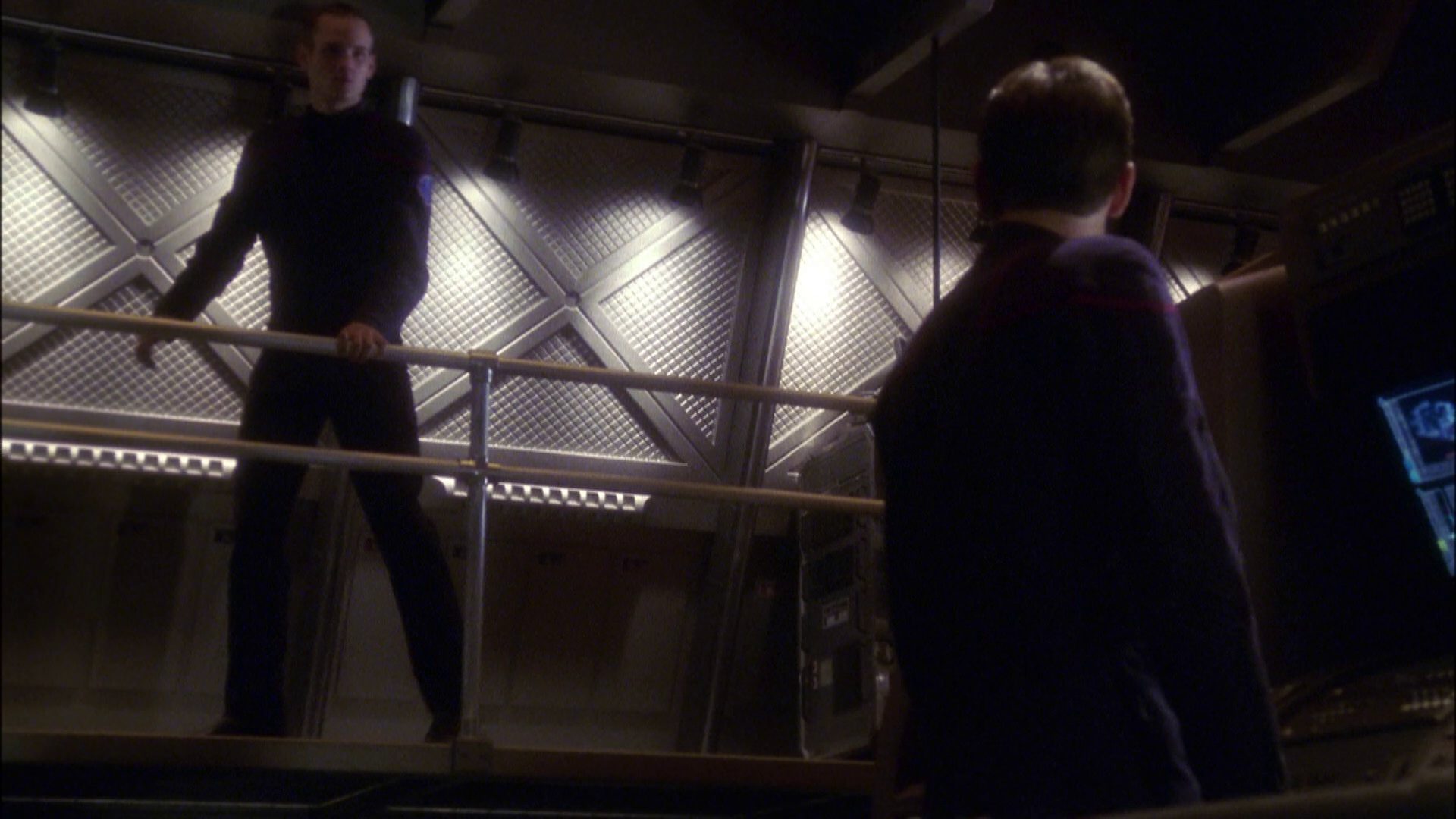 extant_StarTrek_ENT_1x05-Unexpected_0326.jpg