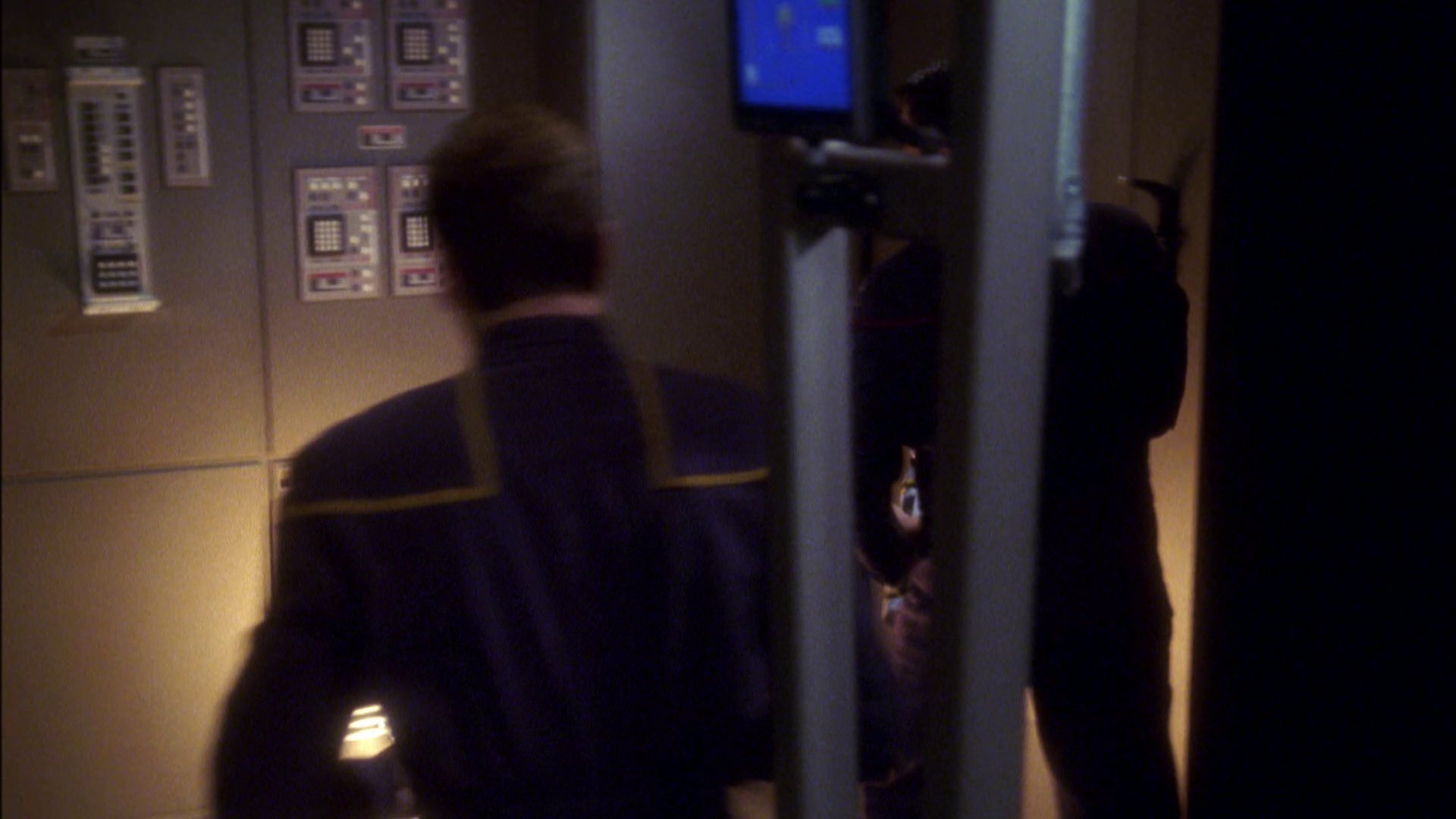extant_StarTrek_ENT_1x05-Unexpected_0343.jpg