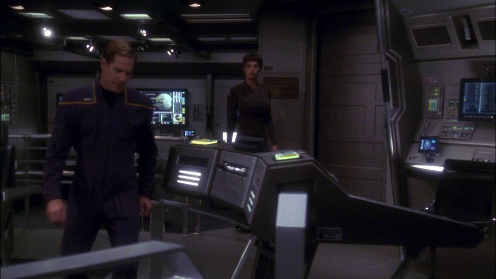 extant_StarTrek_ENT_1x05-Unexpected_0417.jpg
