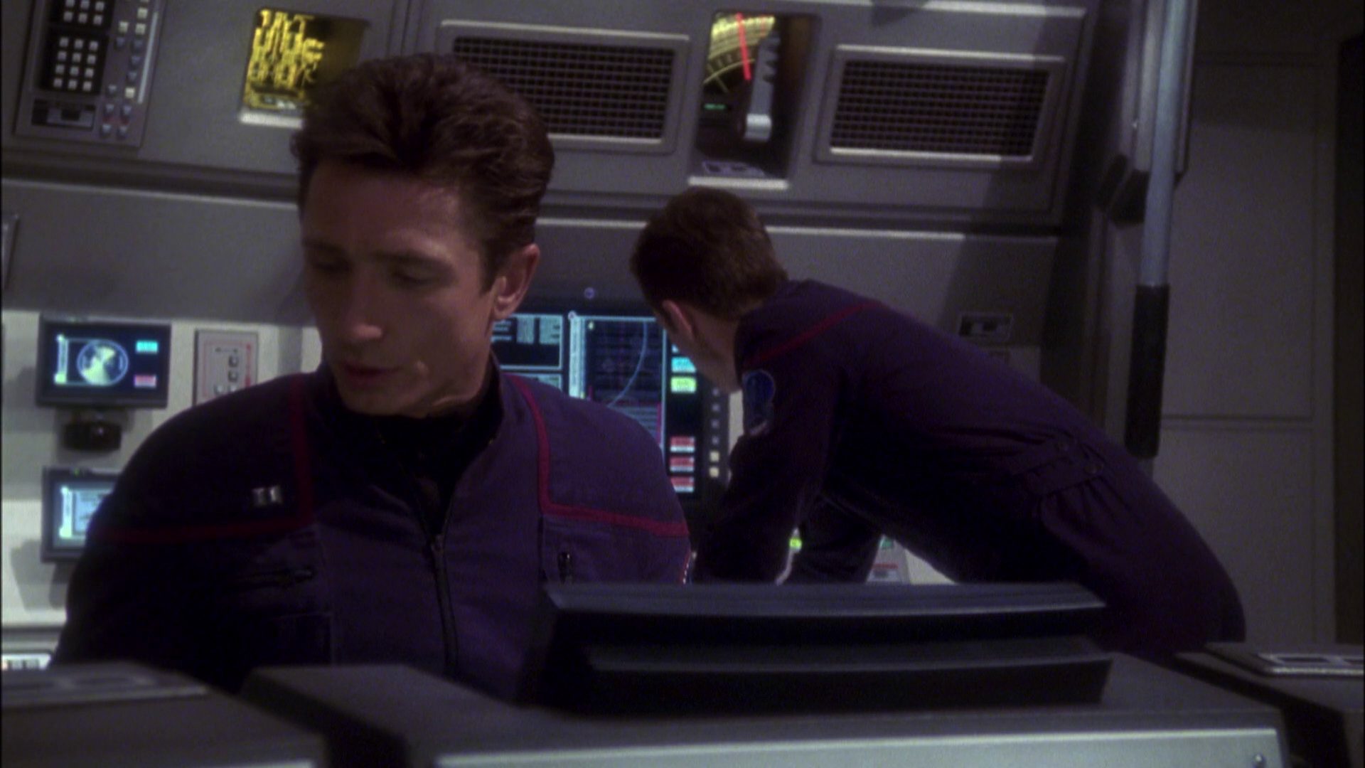 extant_StarTrek_ENT_1x05-Unexpected_0425.jpg
