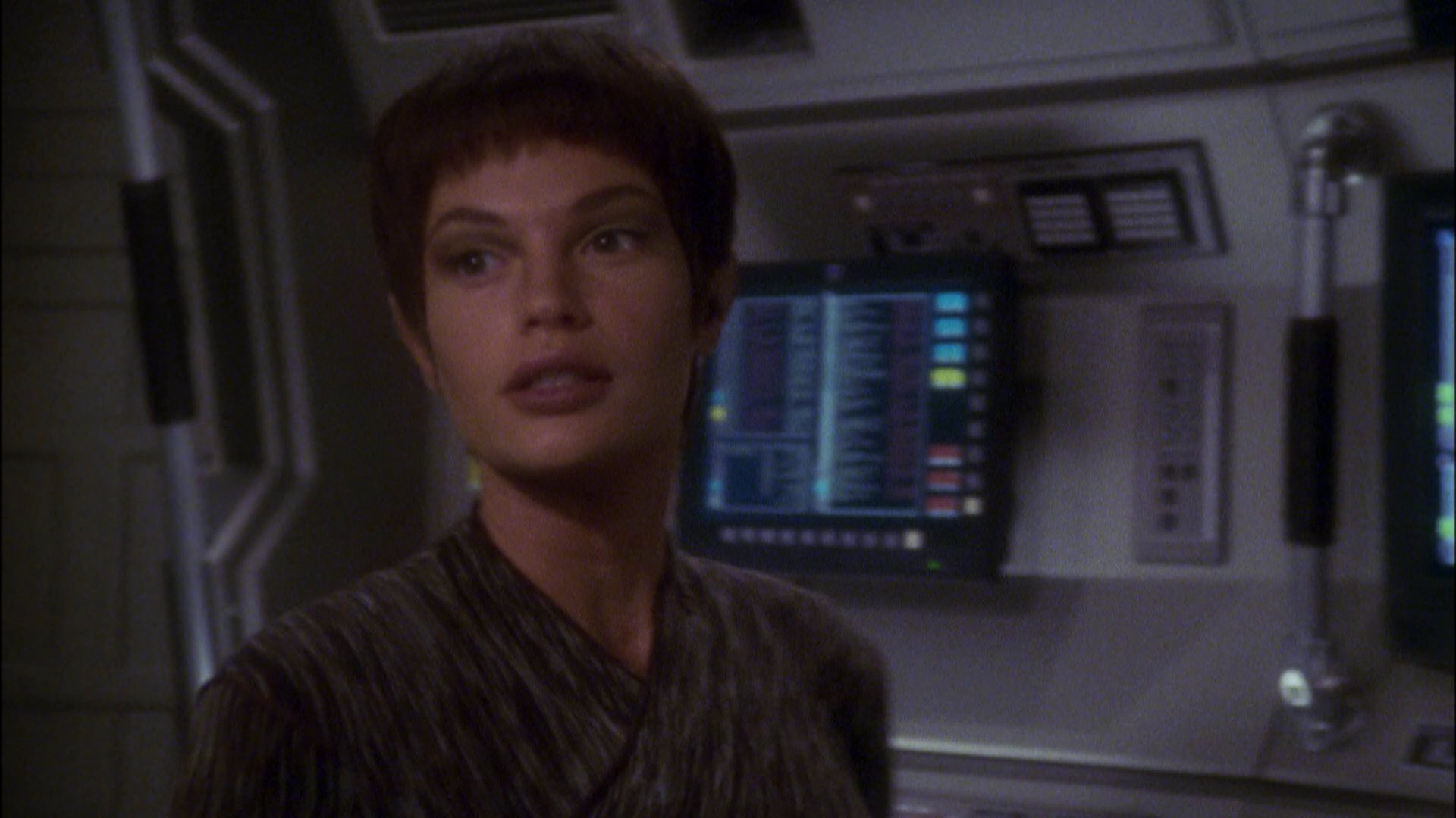 extant_StarTrek_ENT_1x05-Unexpected_0571.jpg