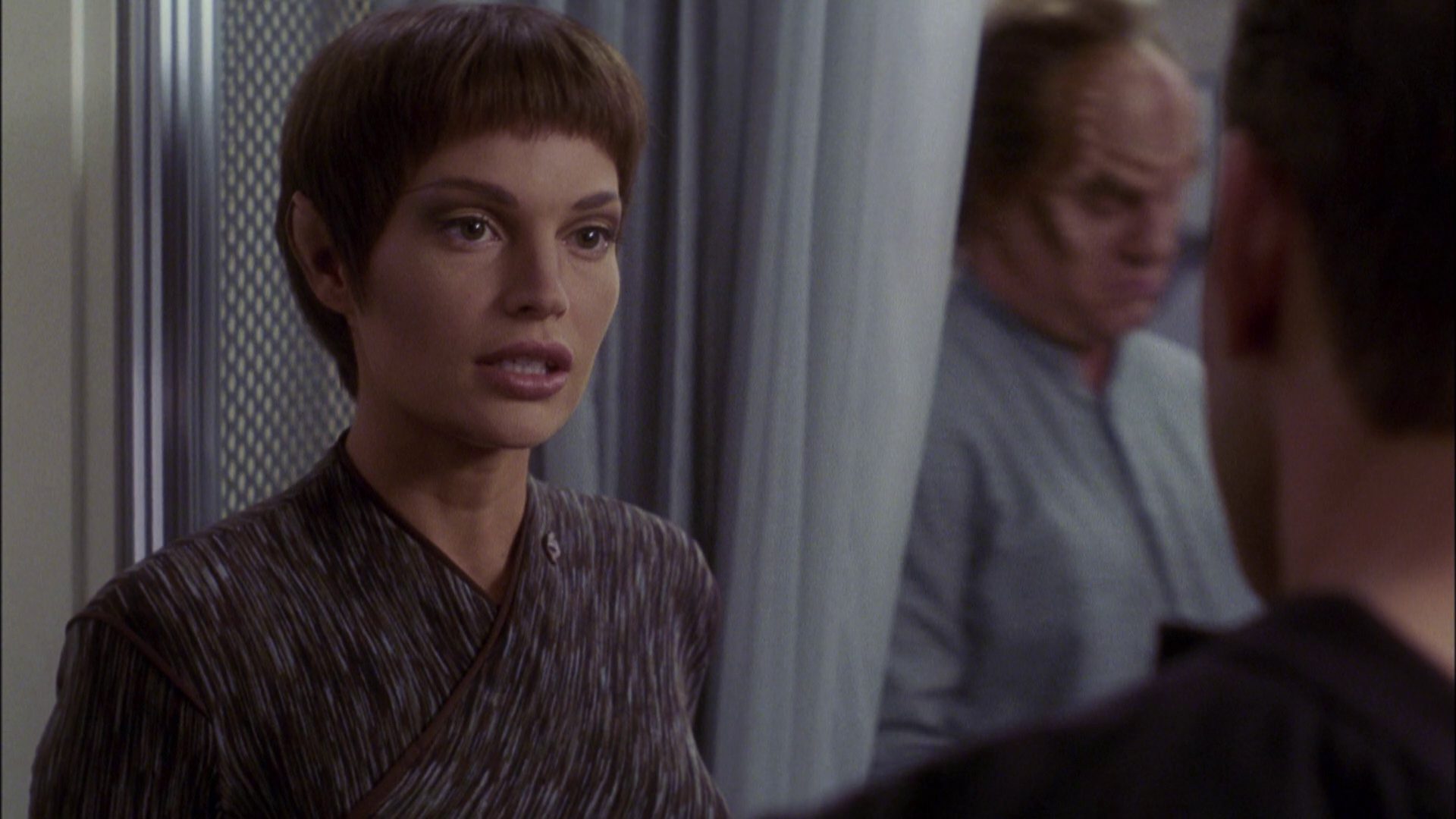 extant_StarTrek_ENT_1x05-Unexpected_0629.jpg