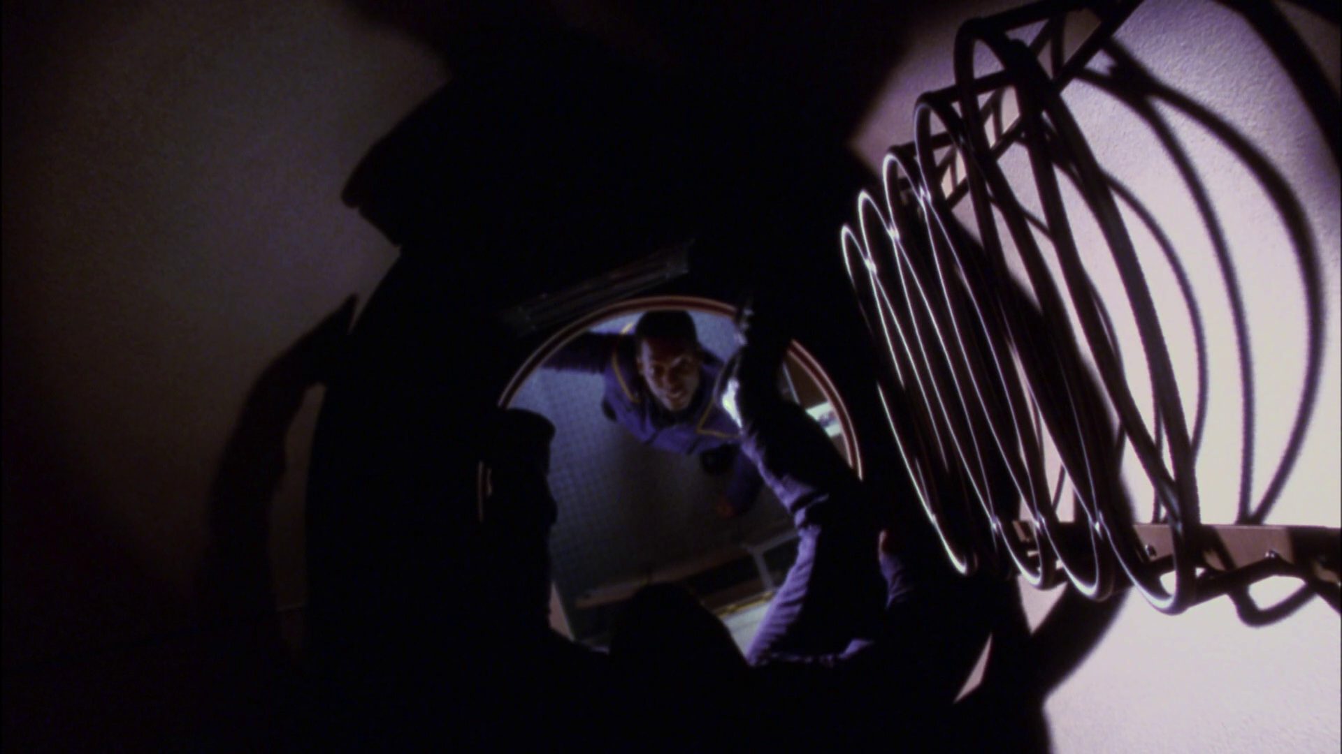 extant_StarTrek_ENT_1x05-Unexpected_0738.jpg