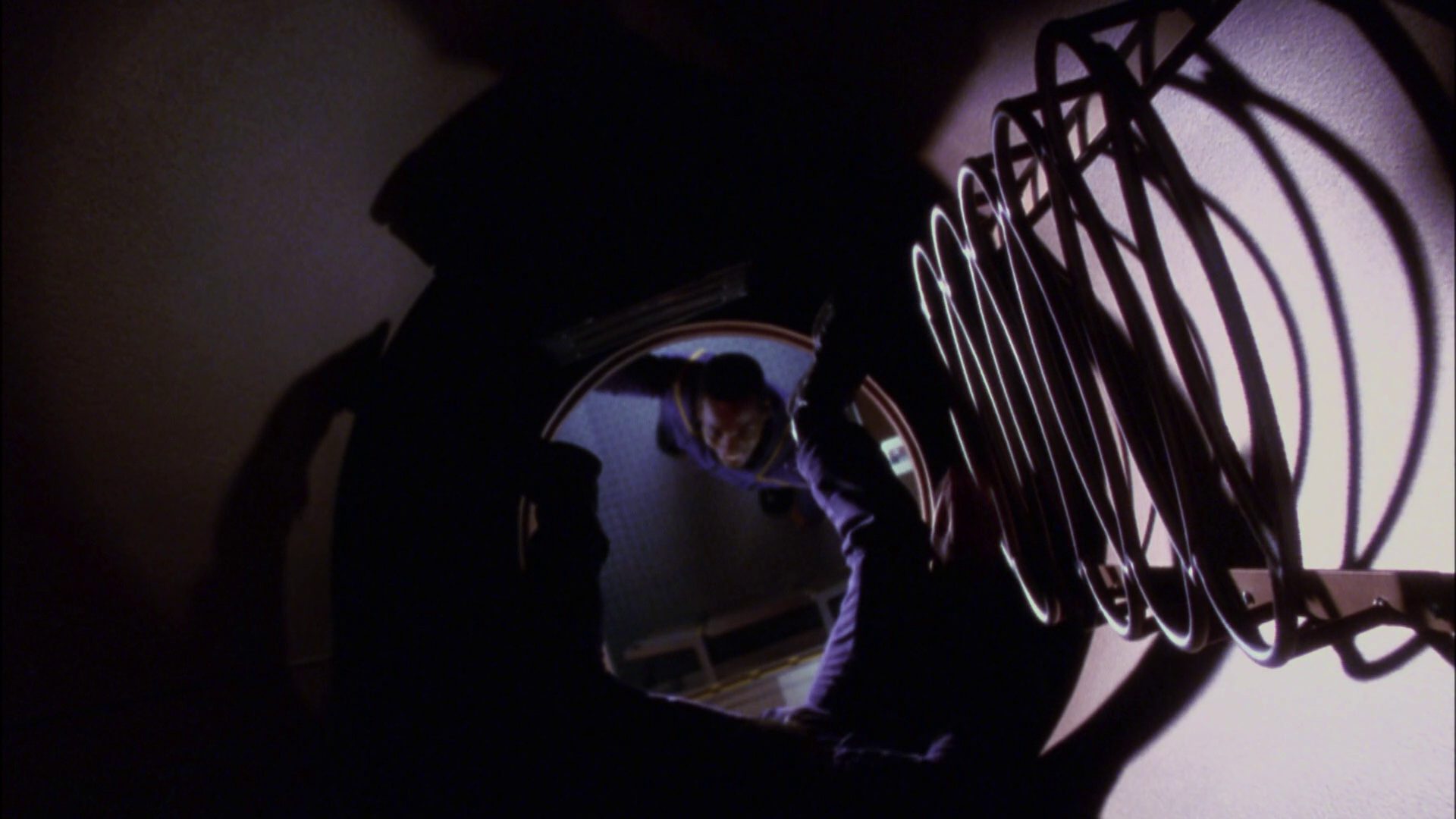 extant_StarTrek_ENT_1x05-Unexpected_0739.jpg
