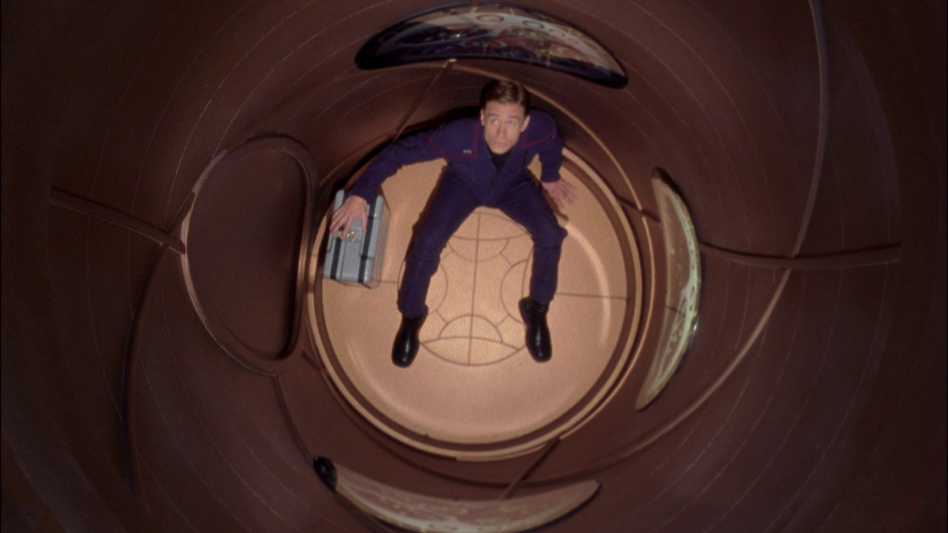extant_StarTrek_ENT_1x05-Unexpected_0760.jpg