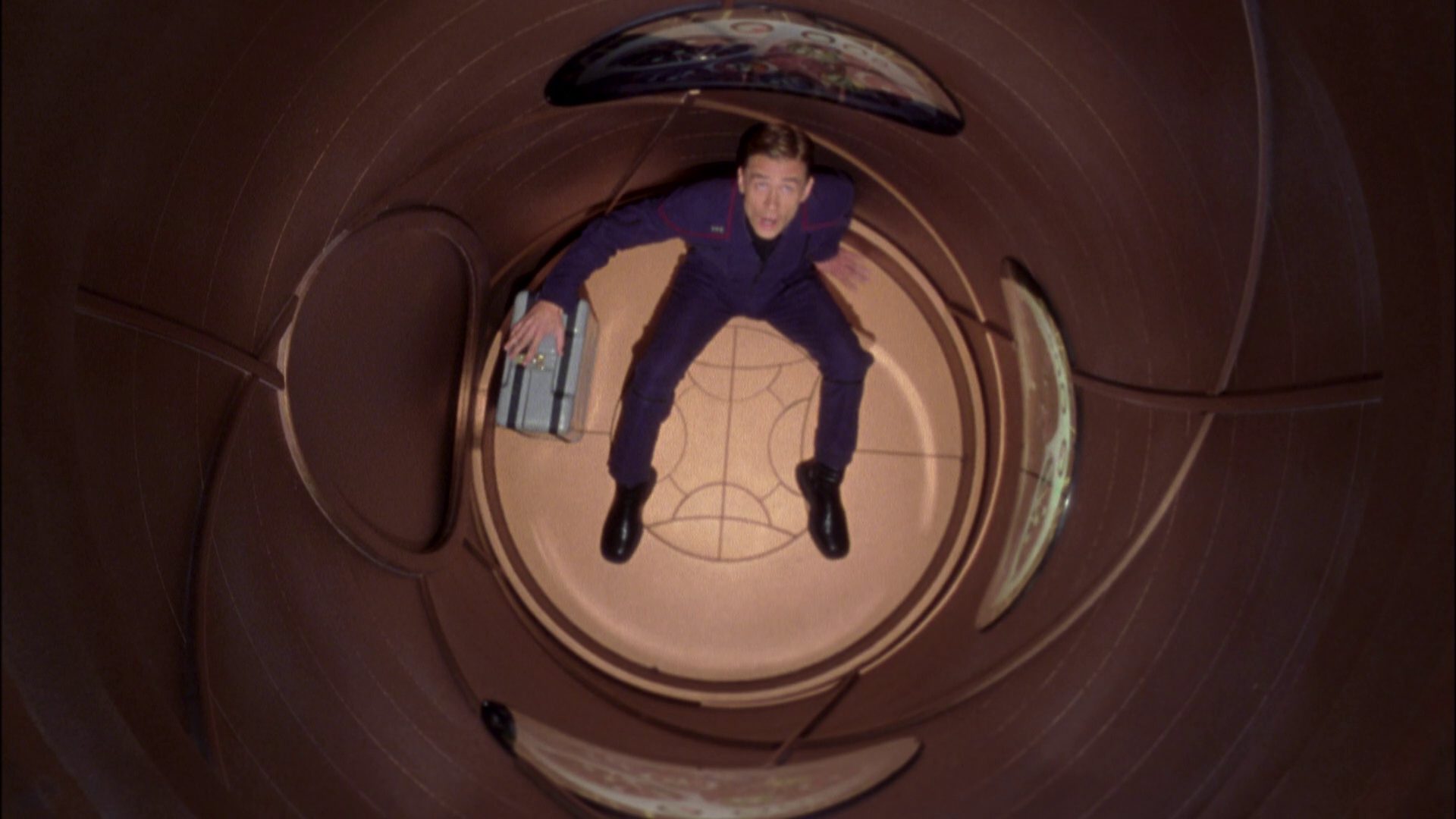 extant_StarTrek_ENT_1x05-Unexpected_0761.jpg