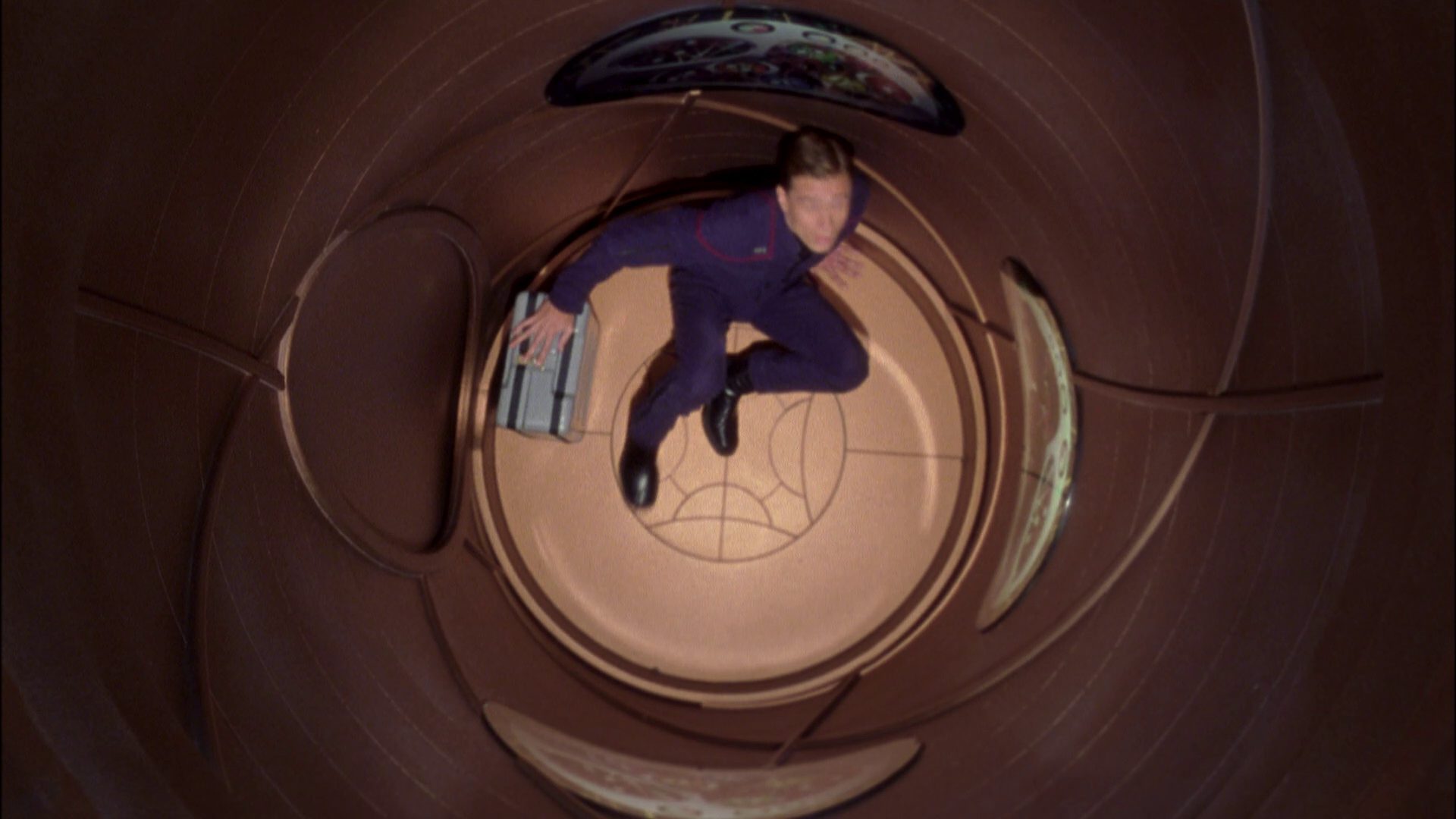 extant_StarTrek_ENT_1x05-Unexpected_0763.jpg