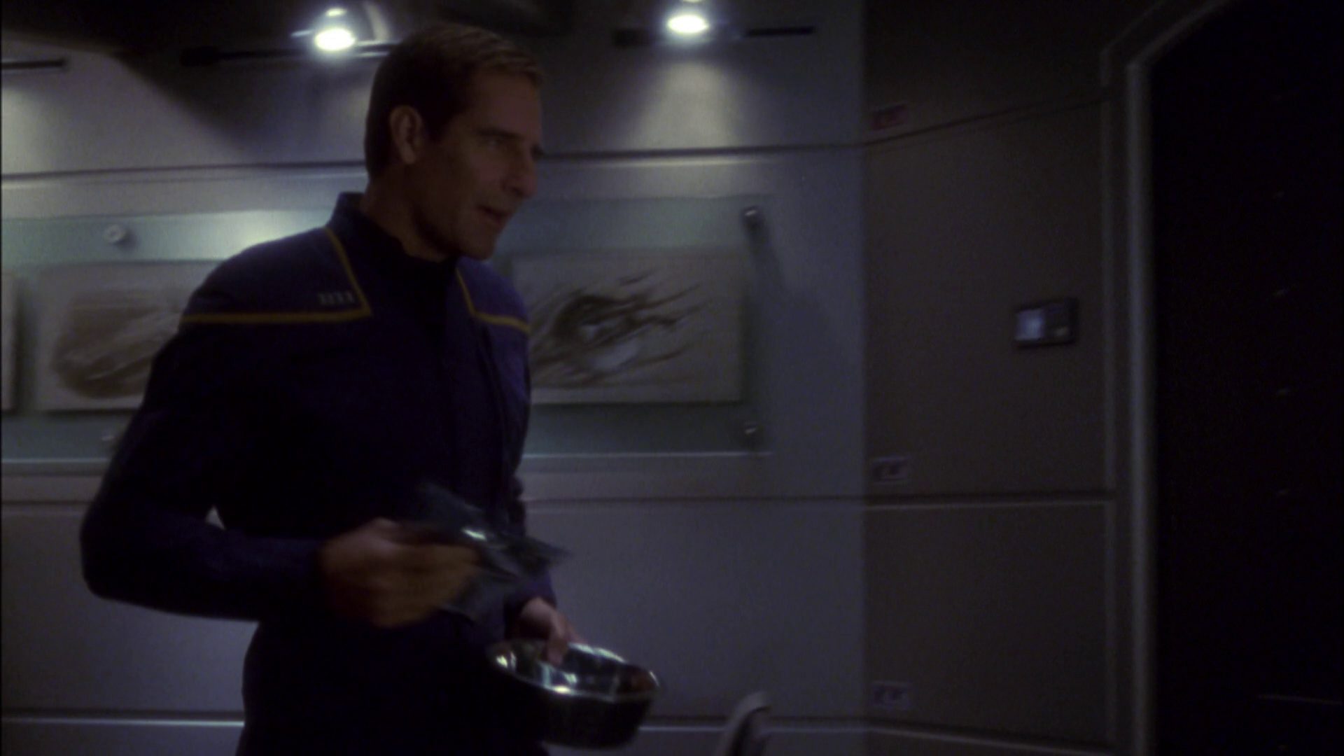 extant_StarTrek_ENT_1x05-Unexpected_0818.jpg