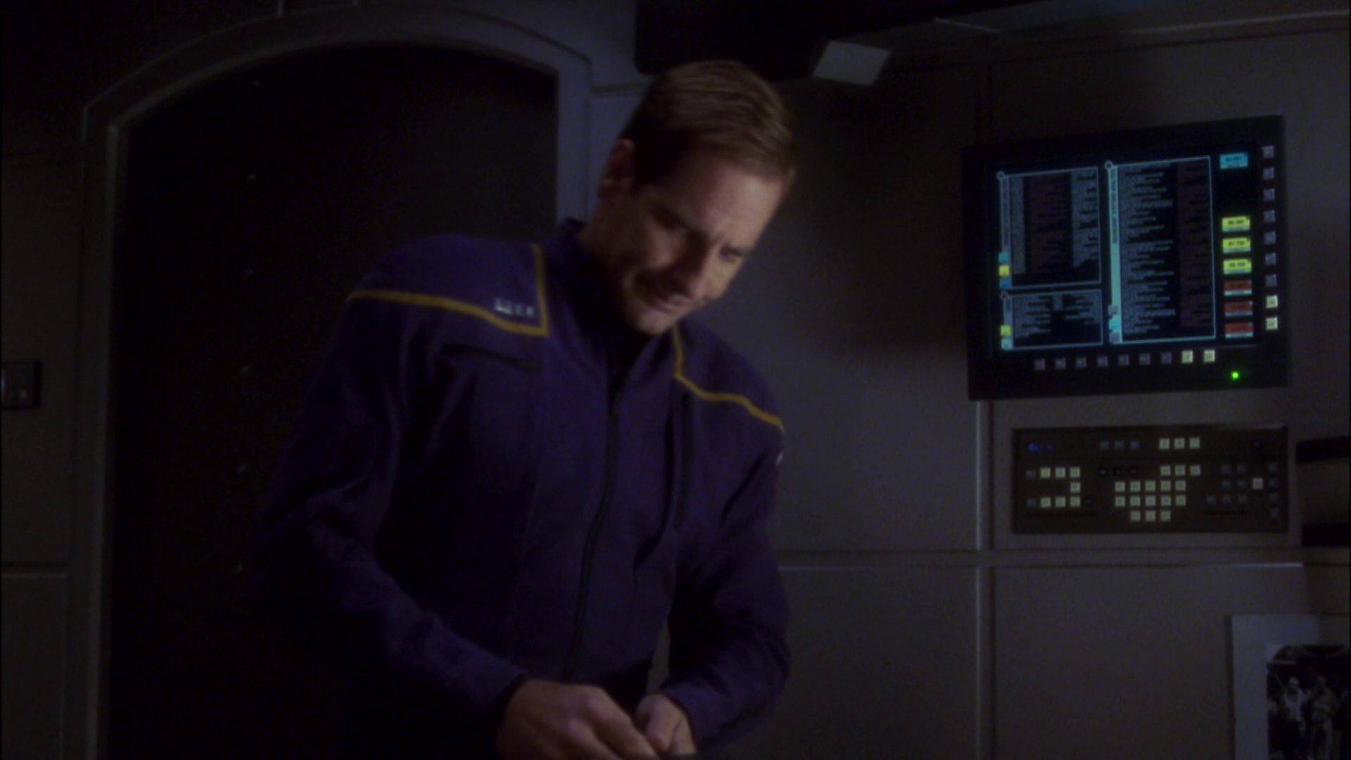 extant_StarTrek_ENT_1x05-Unexpected_0824.jpg