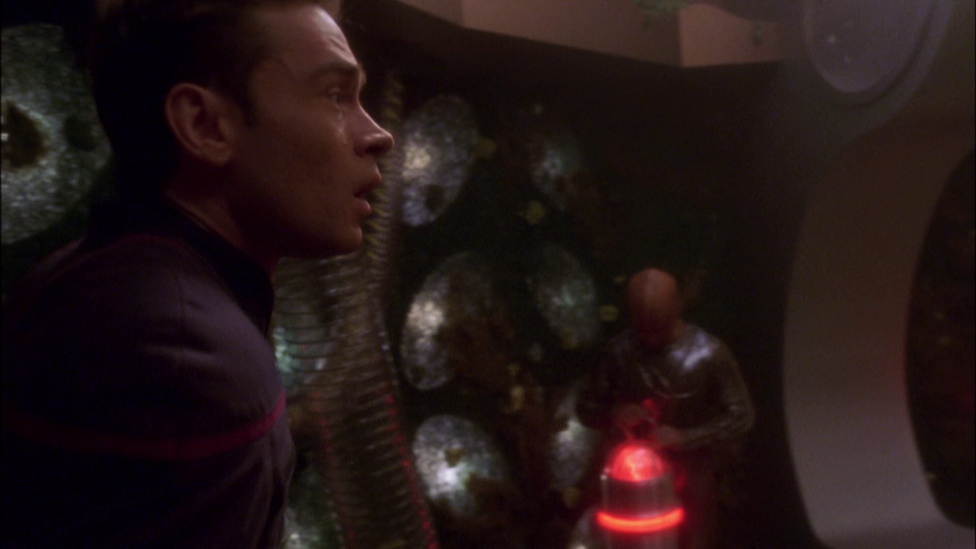 extant_StarTrek_ENT_1x05-Unexpected_0913.jpg
