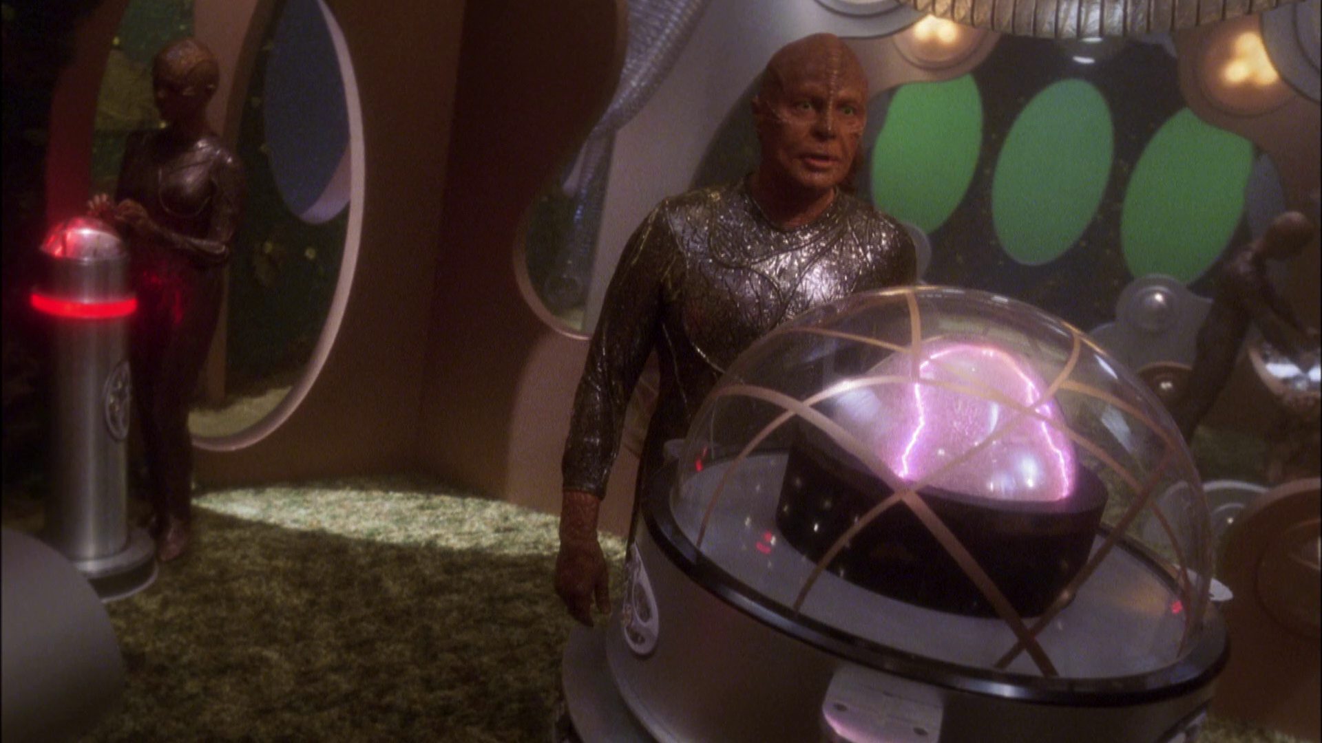 extant_StarTrek_ENT_1x05-Unexpected_0921.jpg