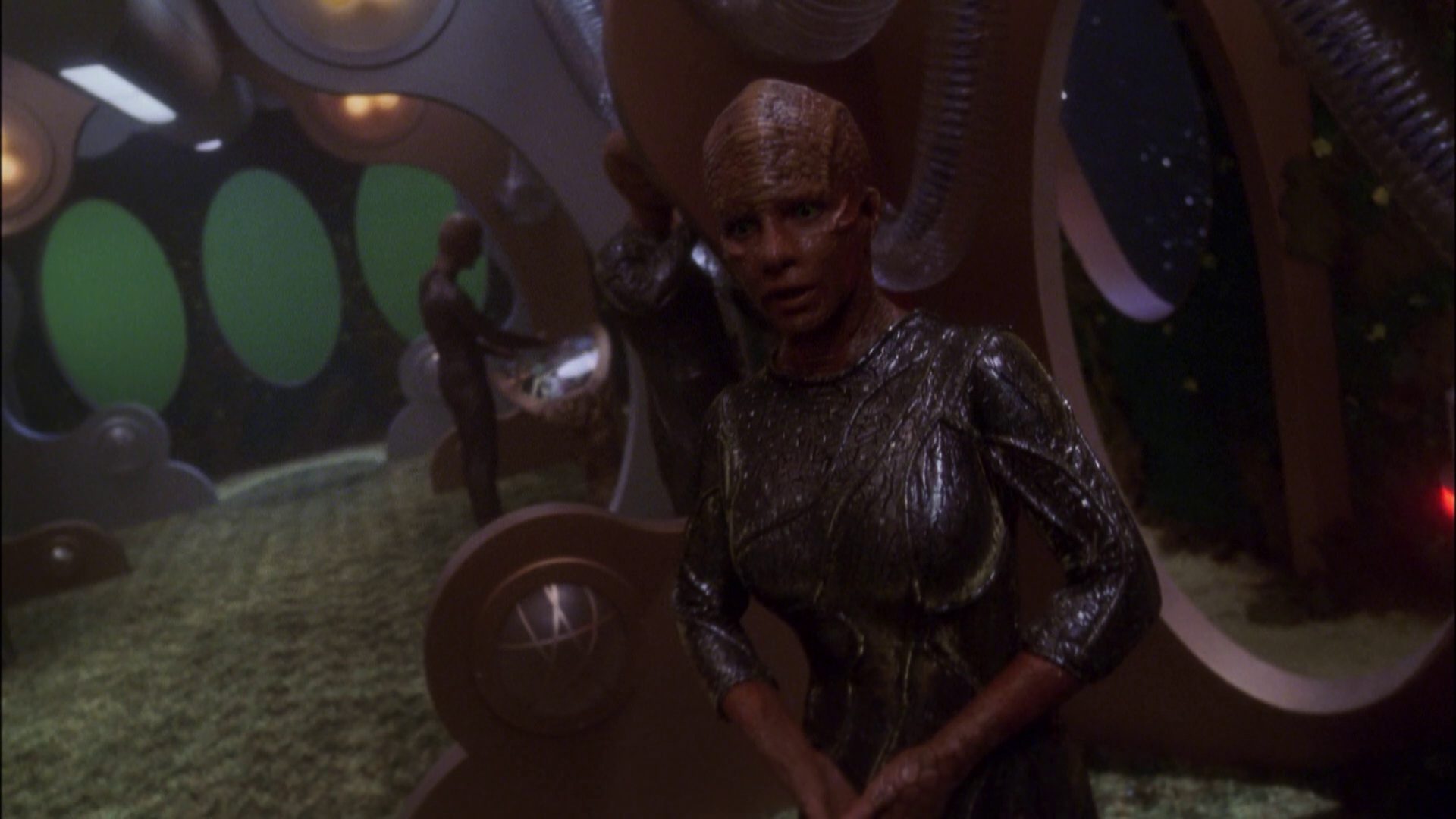 extant_StarTrek_ENT_1x05-Unexpected_0942.jpg