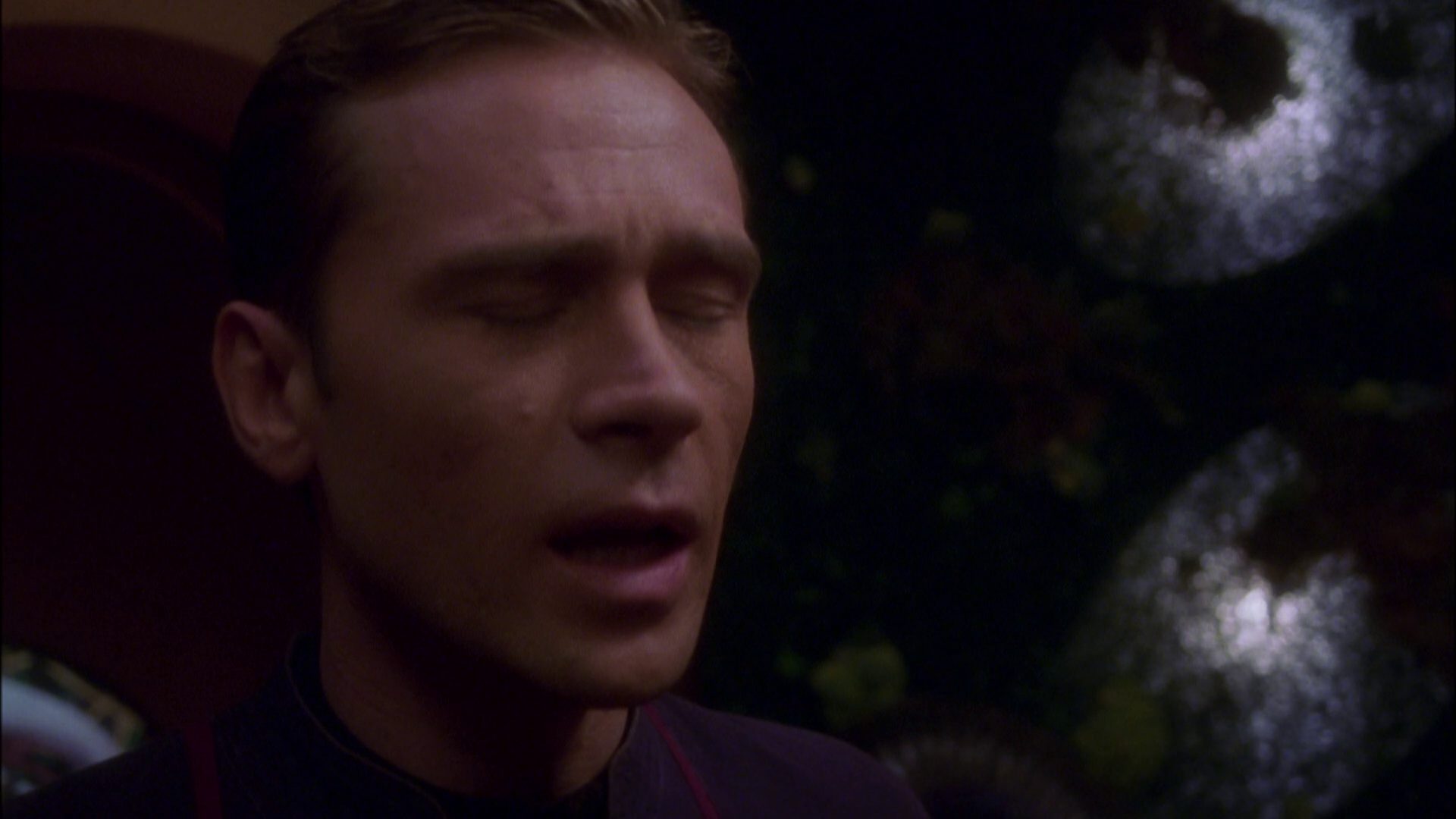 extant_StarTrek_ENT_1x05-Unexpected_0959.jpg