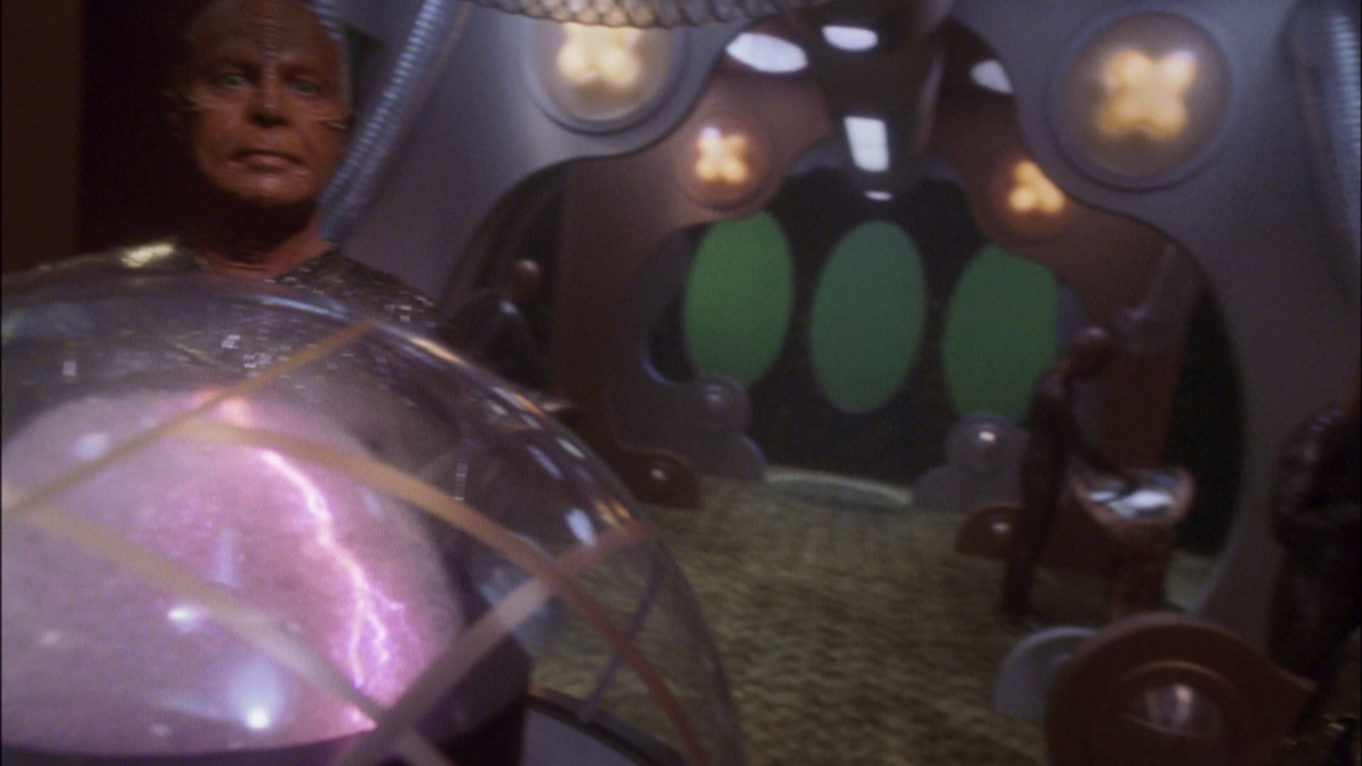 extant_StarTrek_ENT_1x05-Unexpected_0965.jpg