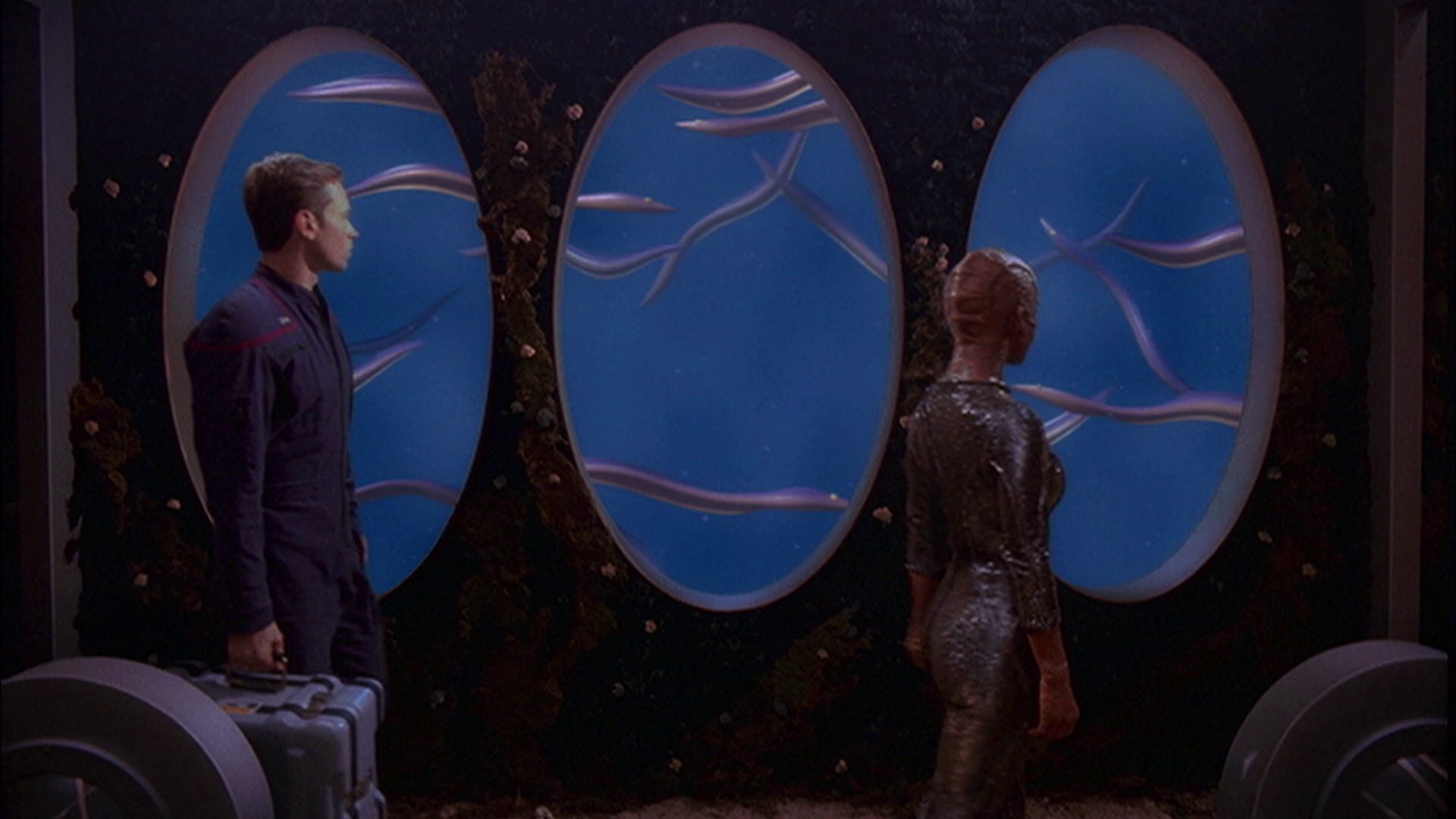 extant_StarTrek_ENT_1x05-Unexpected_0994.jpg