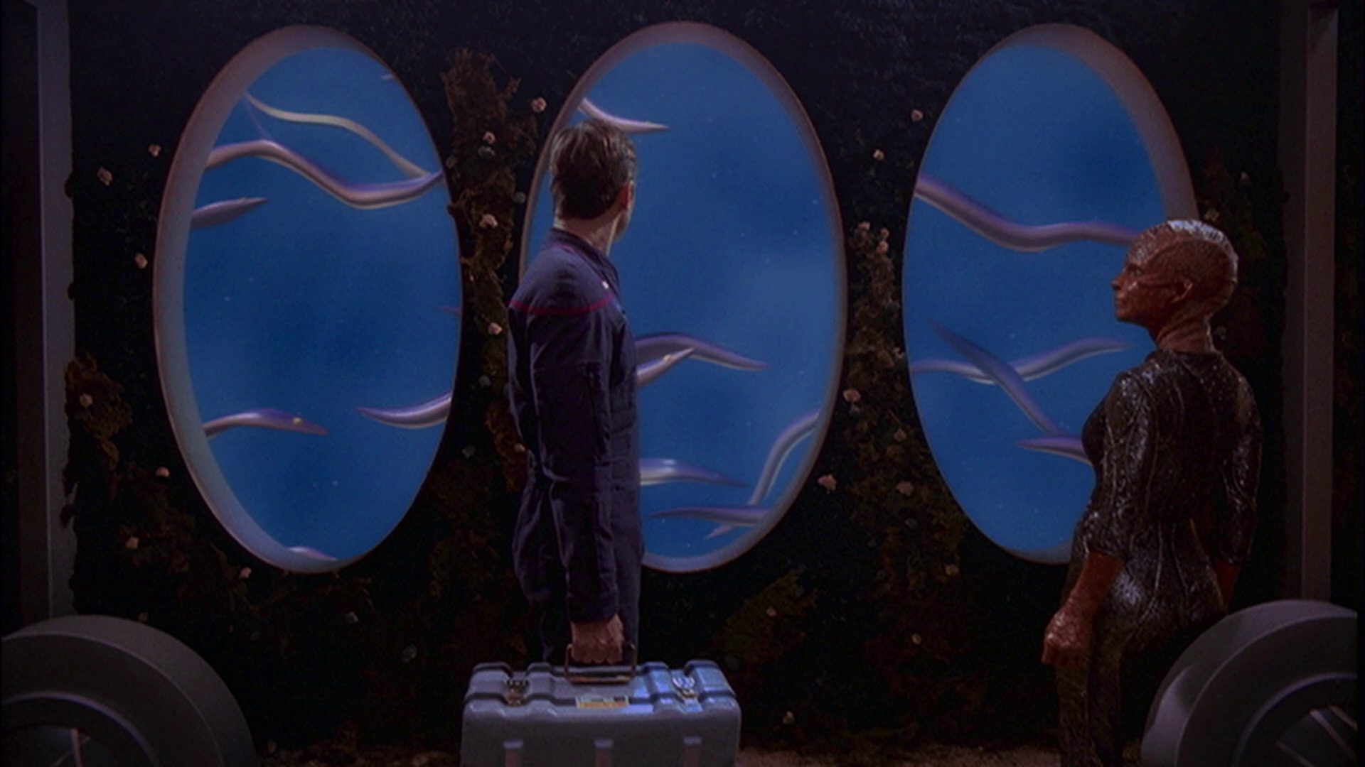 extant_StarTrek_ENT_1x05-Unexpected_0998.jpg